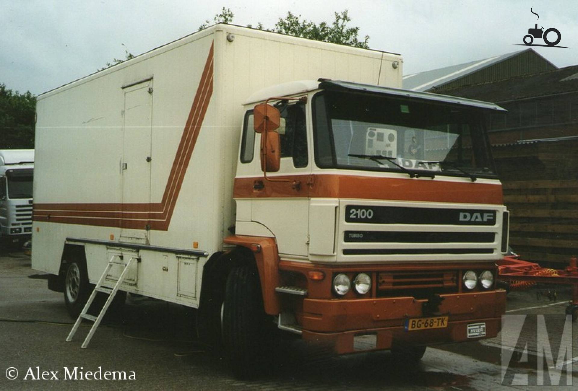DAF 2100