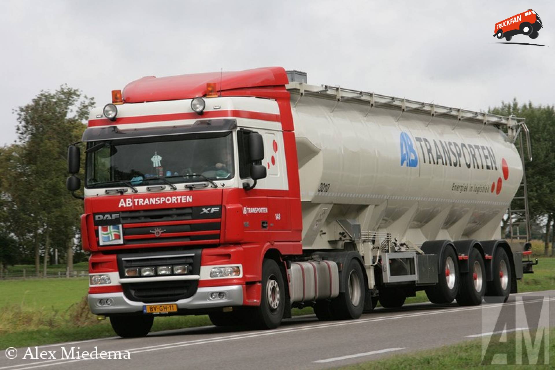 DAF XF105