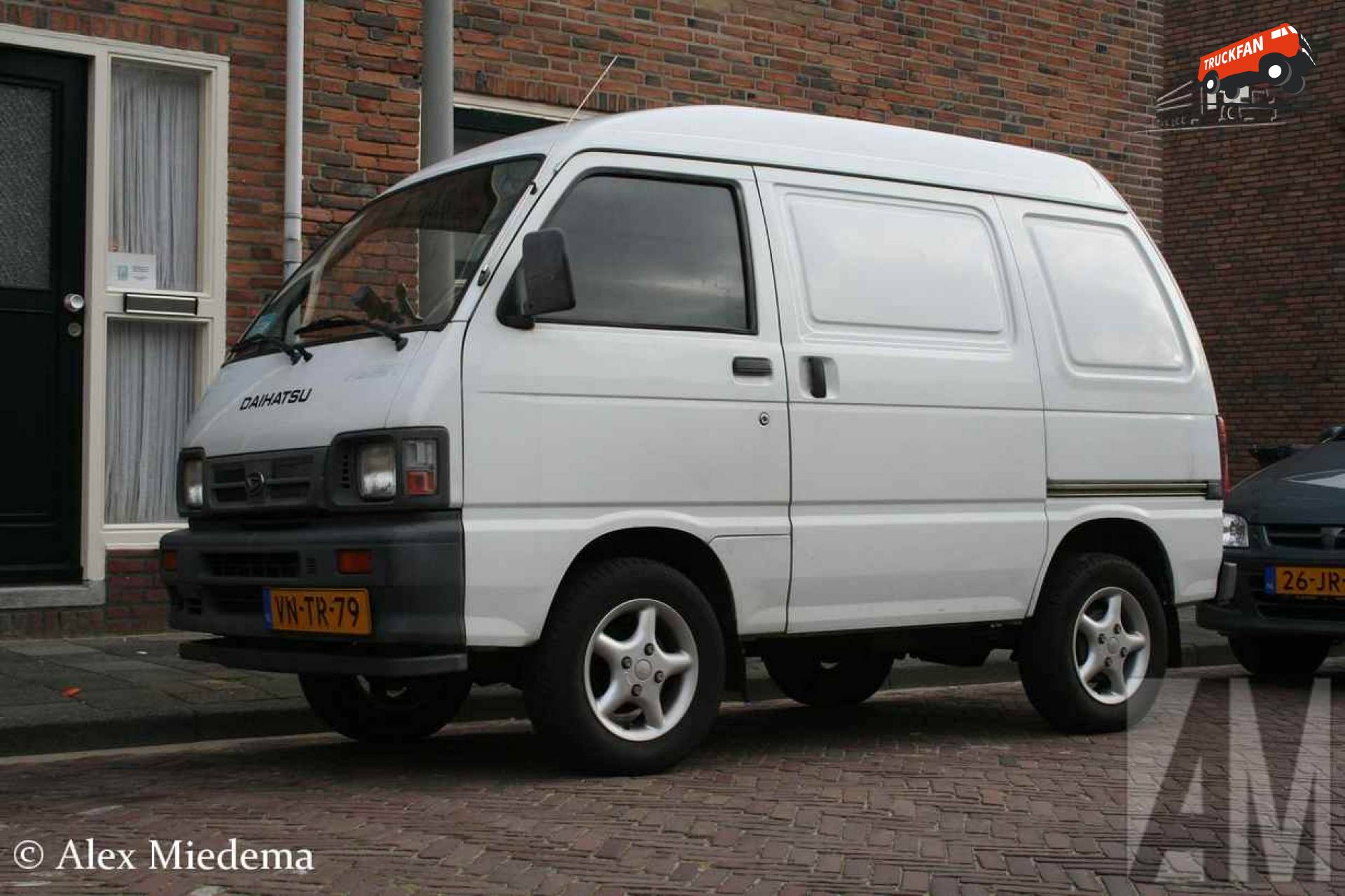 Daihatsu hijet размер багажника