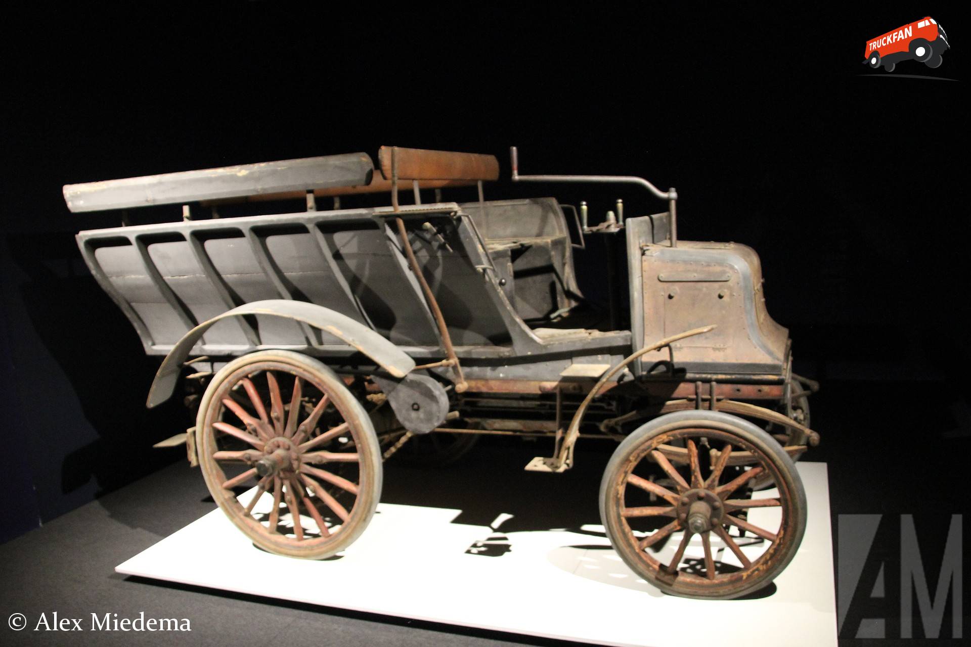 Daimler UK 6-HP Twin-Cilinder Six-Seat Brake