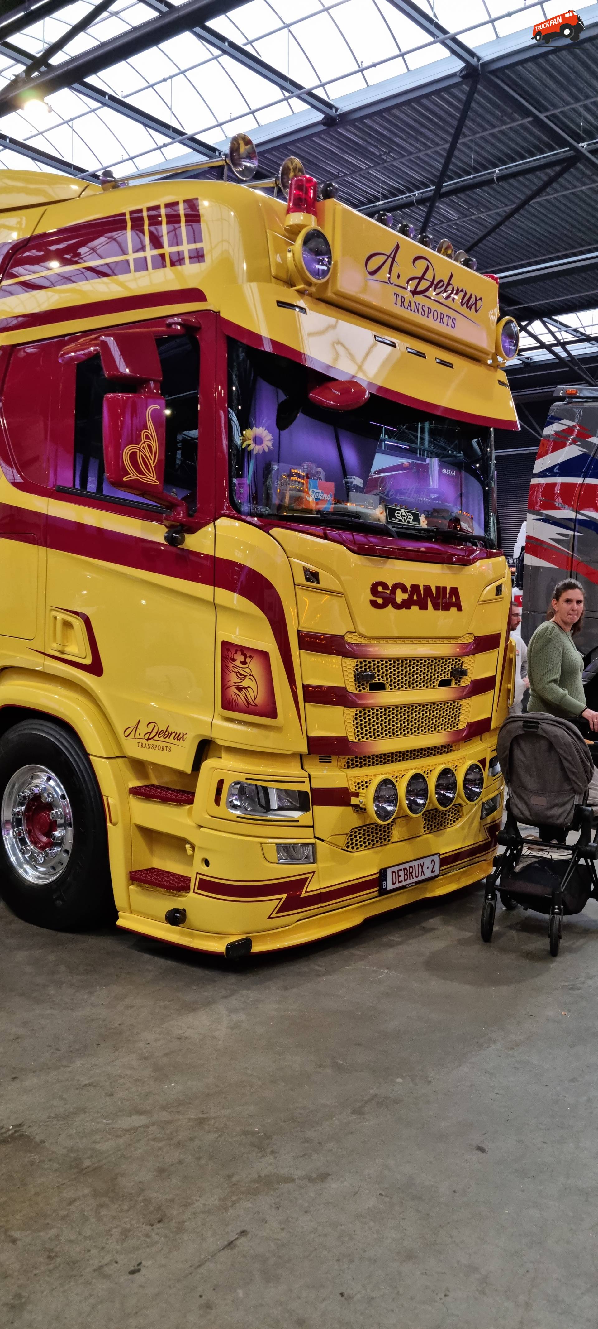 Debrux Transports Scania S-serie schittert op trucks festival