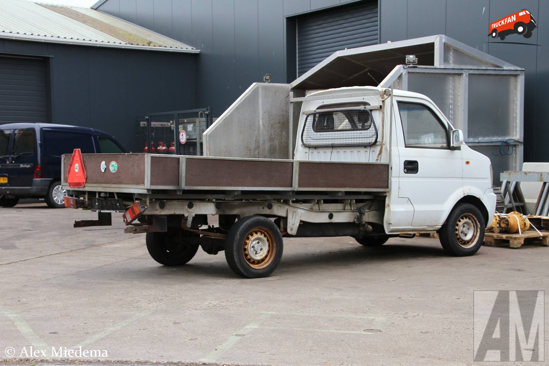 DFSK V21