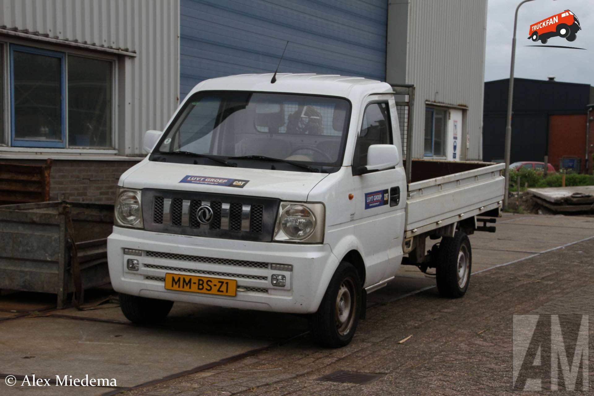 DFSK V21