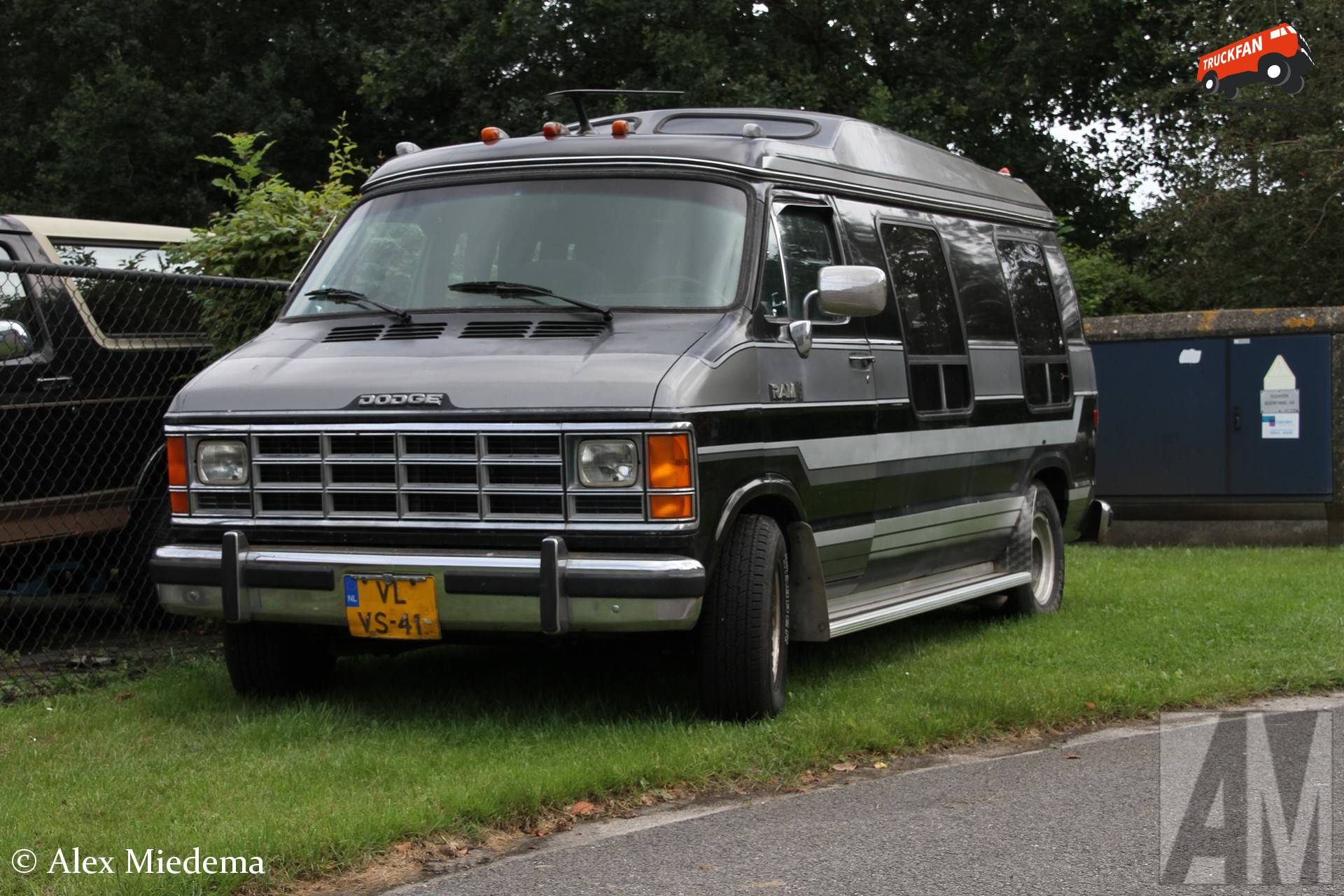 Dodge Ram Van