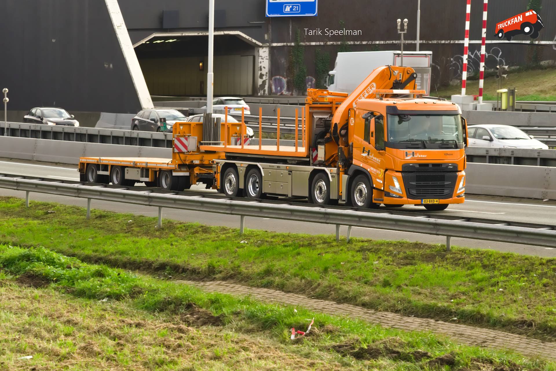 Volvo FM 5th Gen van Hulster op de A16