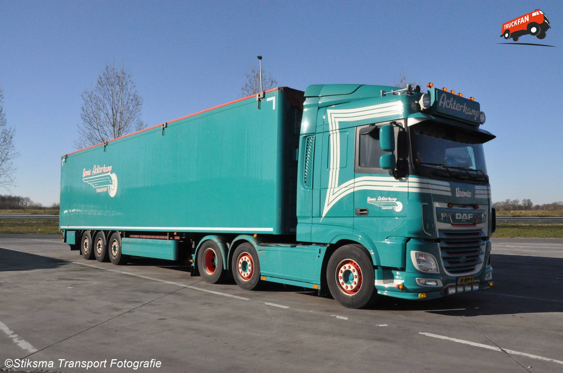 Daf XF met Walkingfloor oplegger voor bulktransport door Bennie Achterkamp