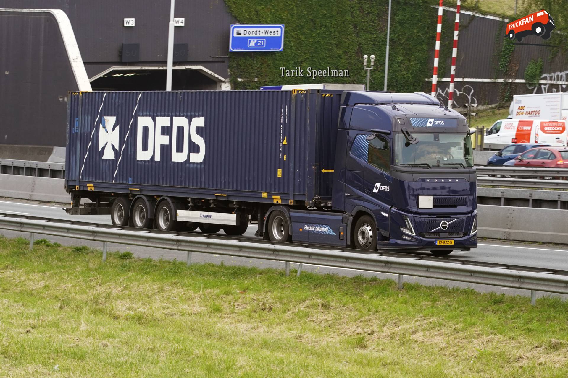Volvo FH Aero Electric vrachtwagen met kenteken 12-BZZ-5