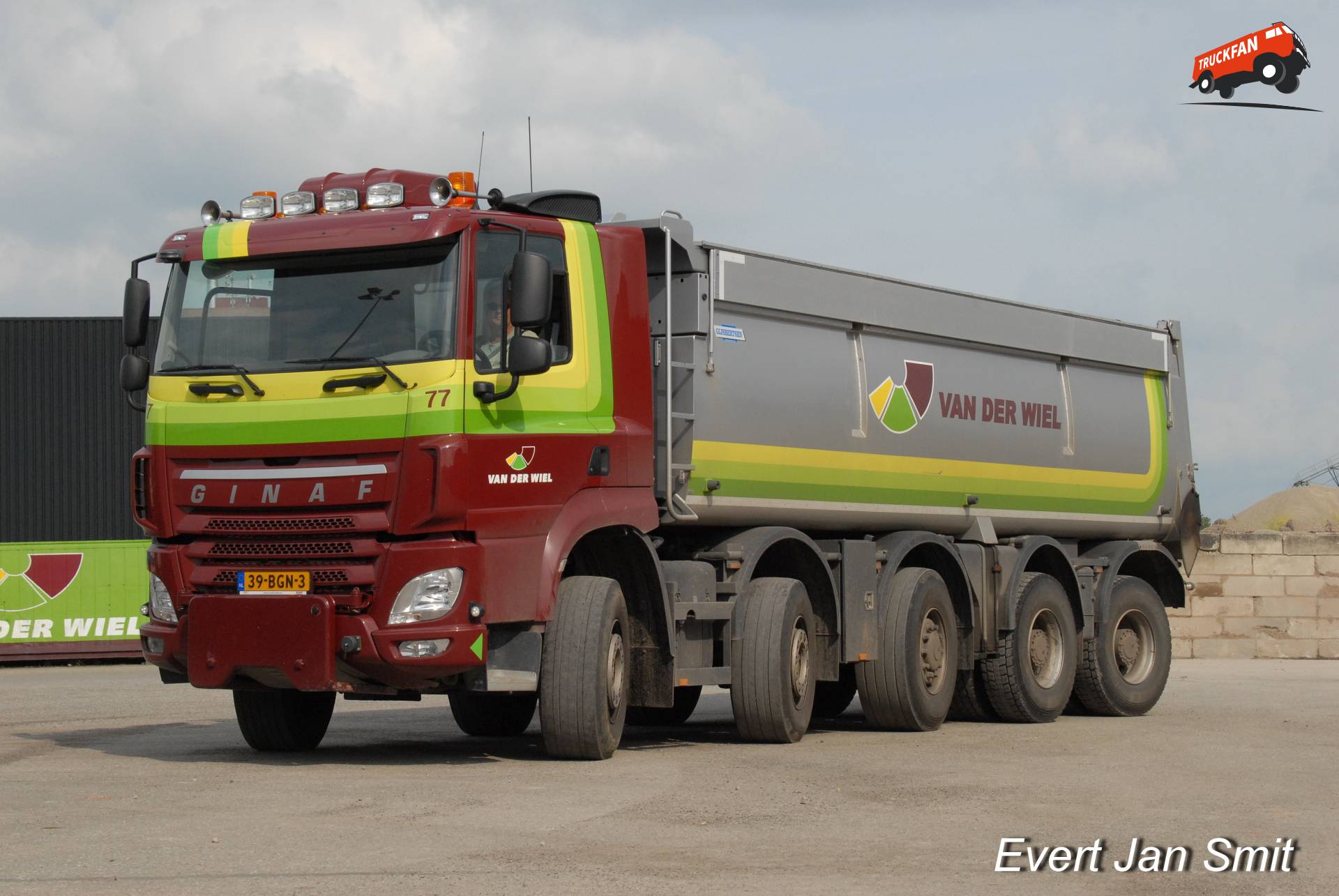 Wagen 77 Ginaf X6 5350 bij Van der Wiel