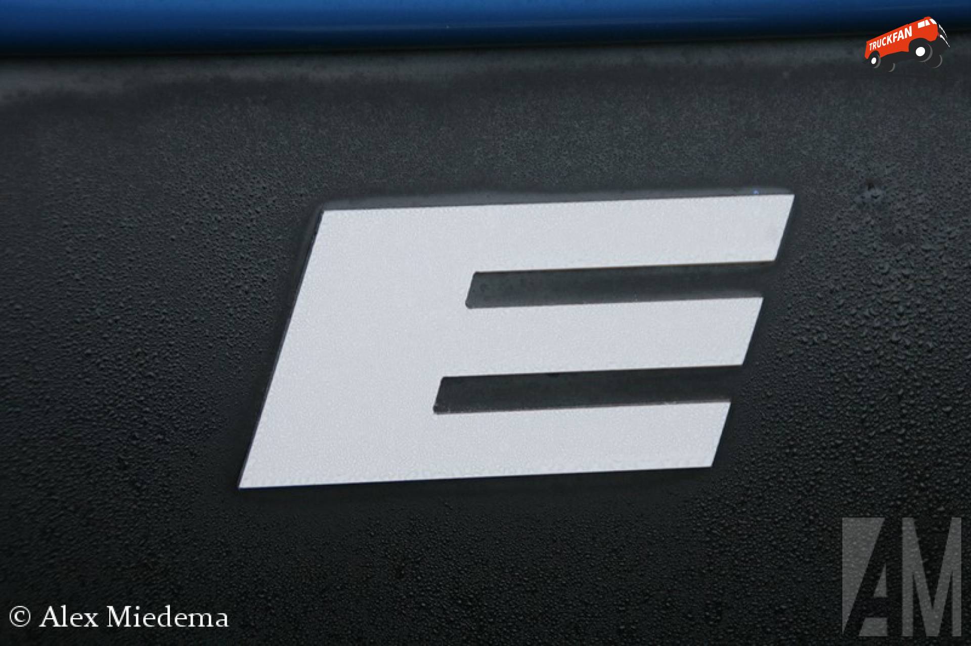 E-Trucks logo