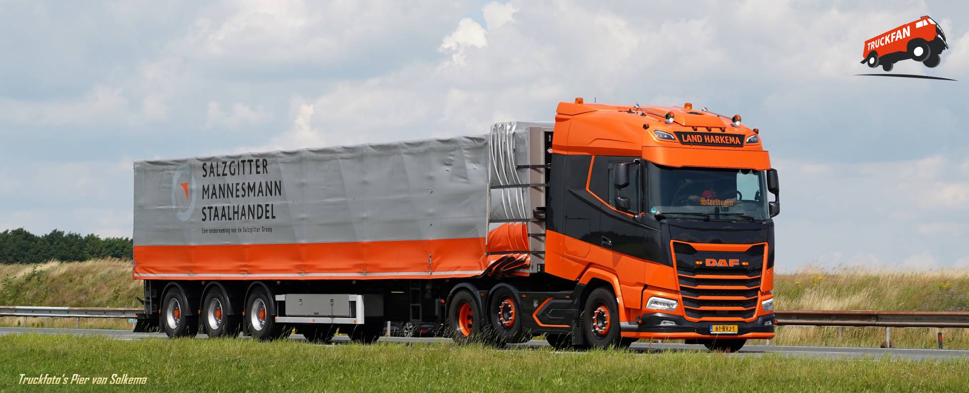 DAF XG Bedrijfstruck op A7 bij Hoogezand