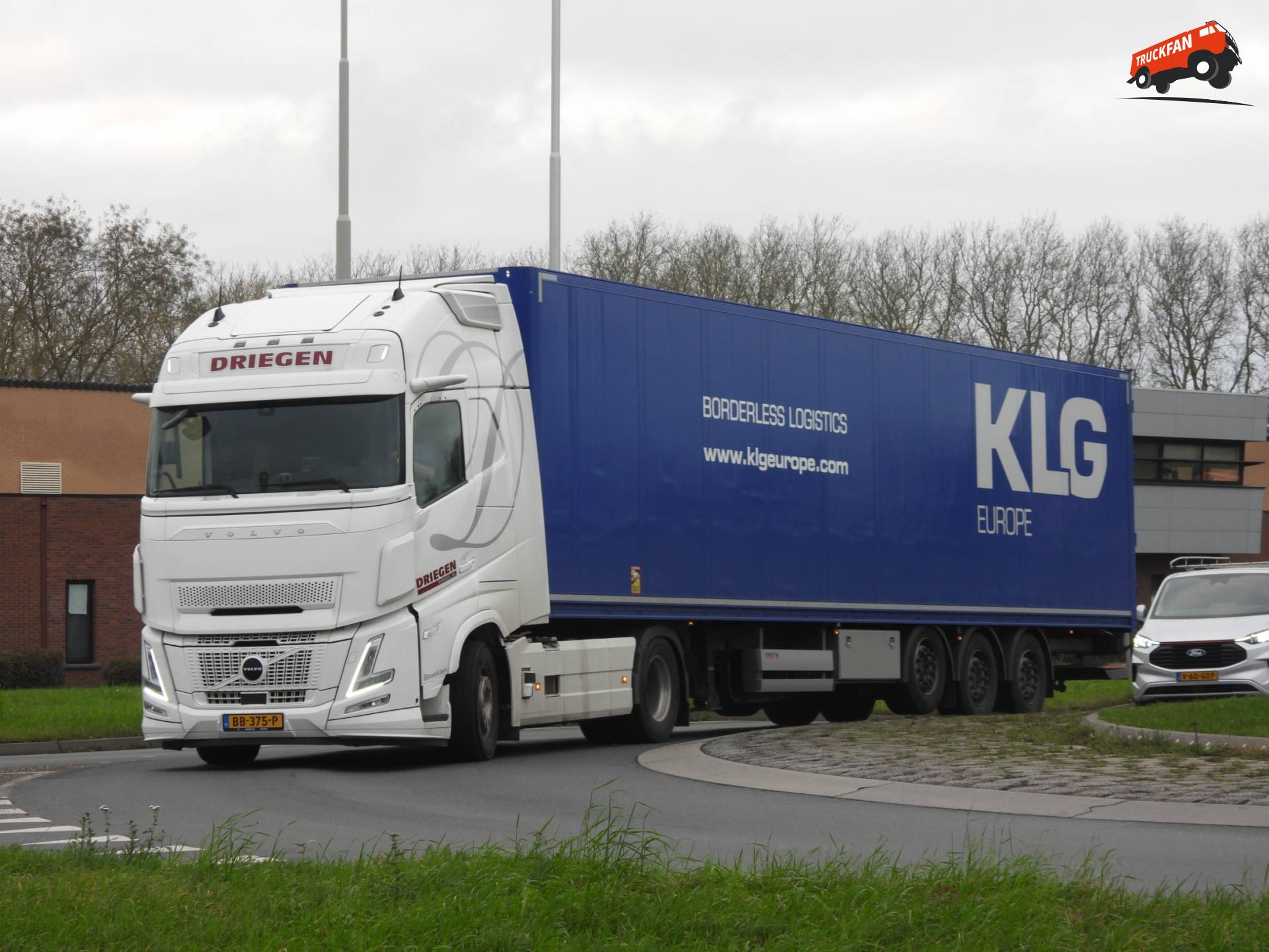 Driegen Transport’s Volvo FH13 vastgelegd in Schoonhoven 2025
