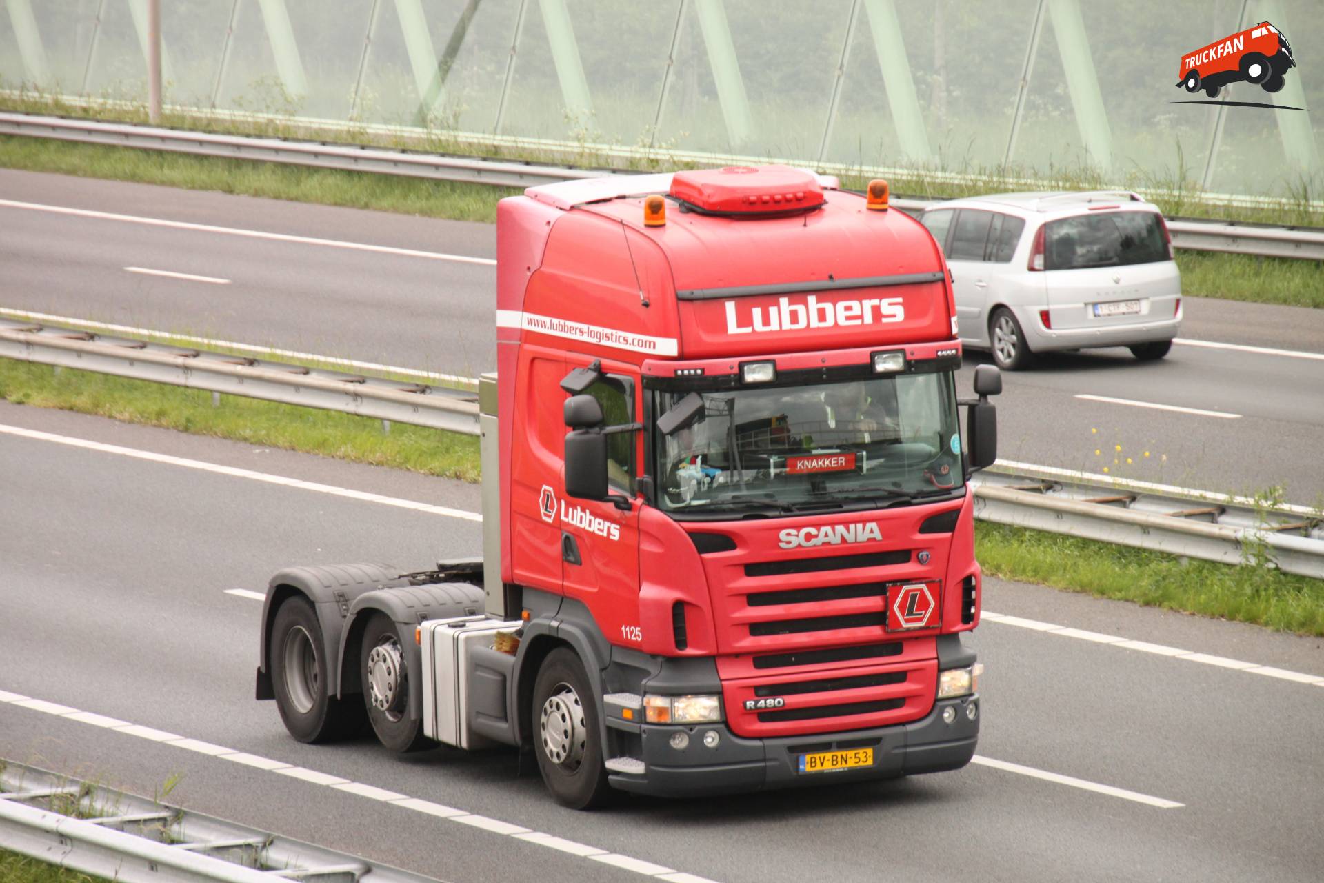 Scania R480 vrachtwagen van Lubbers op de weg