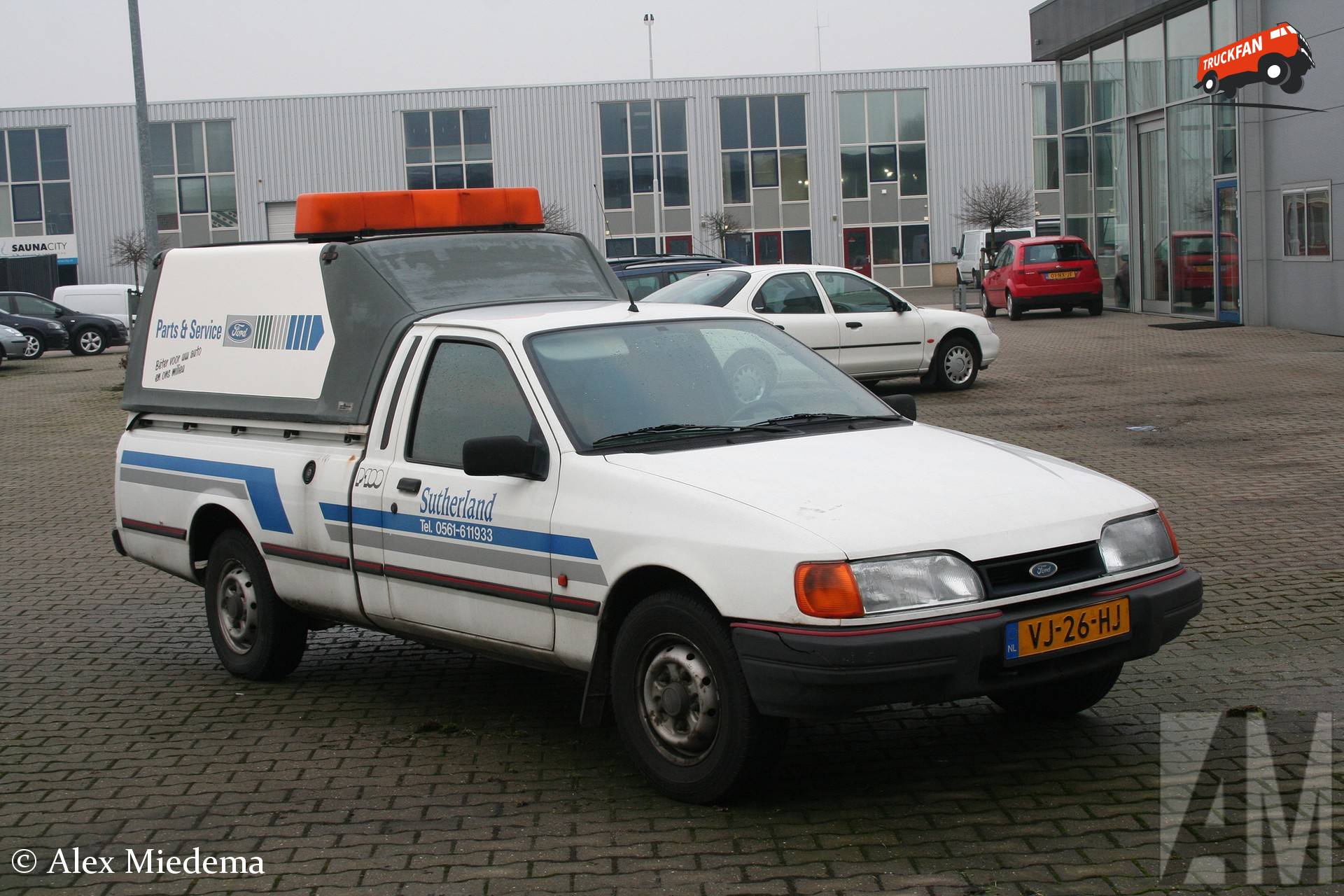 Ford P100