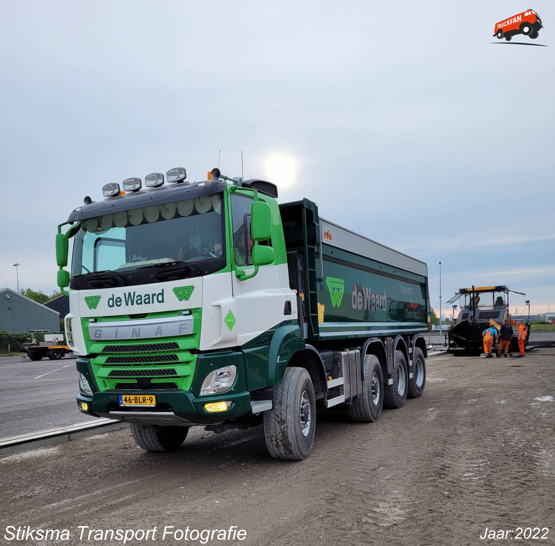 Foto GINAF Vrachtwagen Van De Waard Transport B.V. - TruckFan