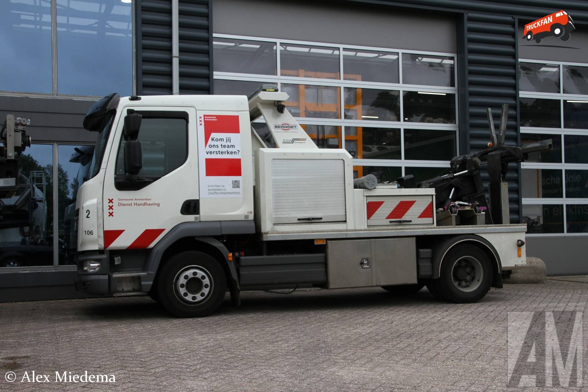 GINAF LE2112