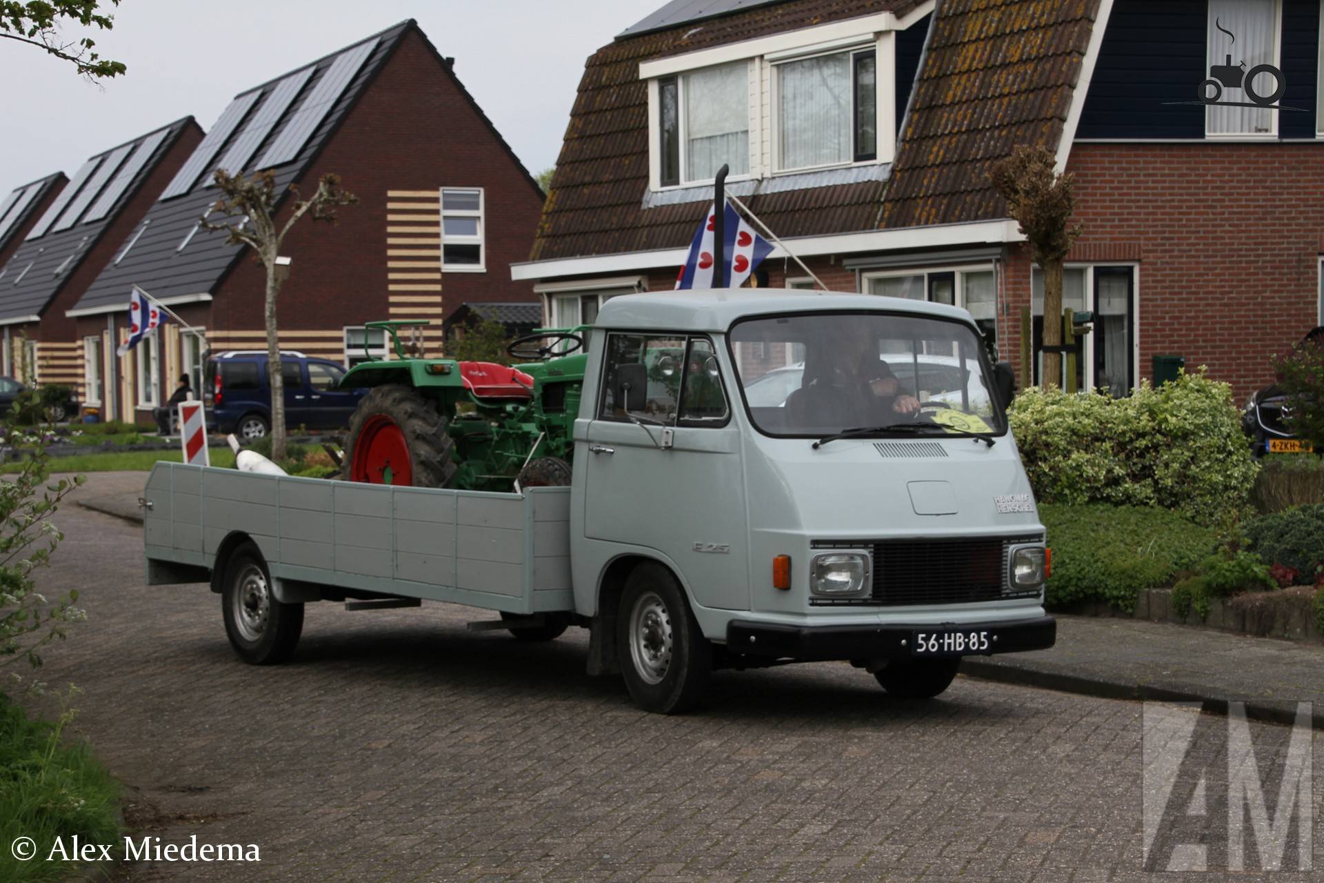 Hanomag-Henschel F25