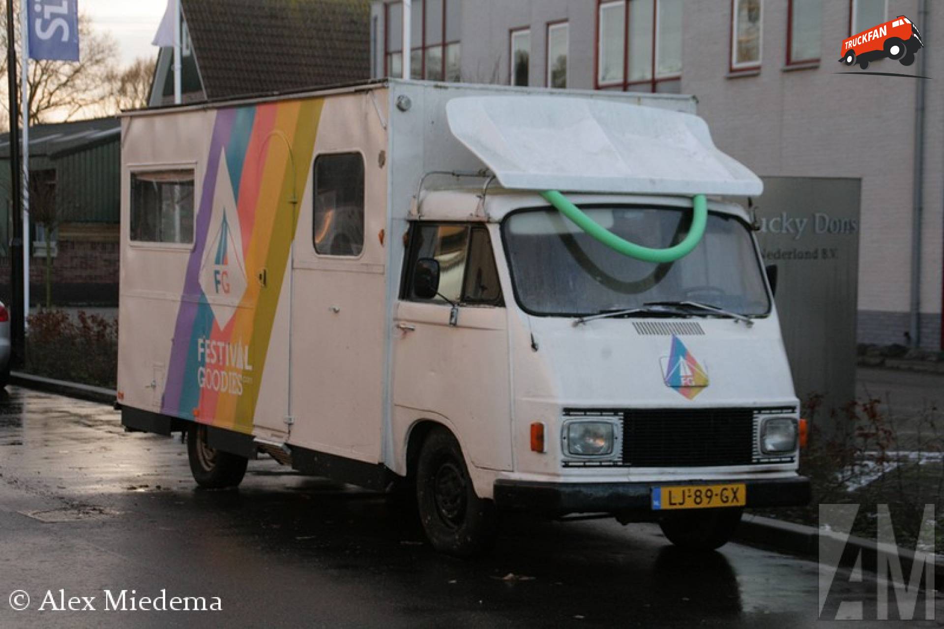 Hanomag-Henschel F25