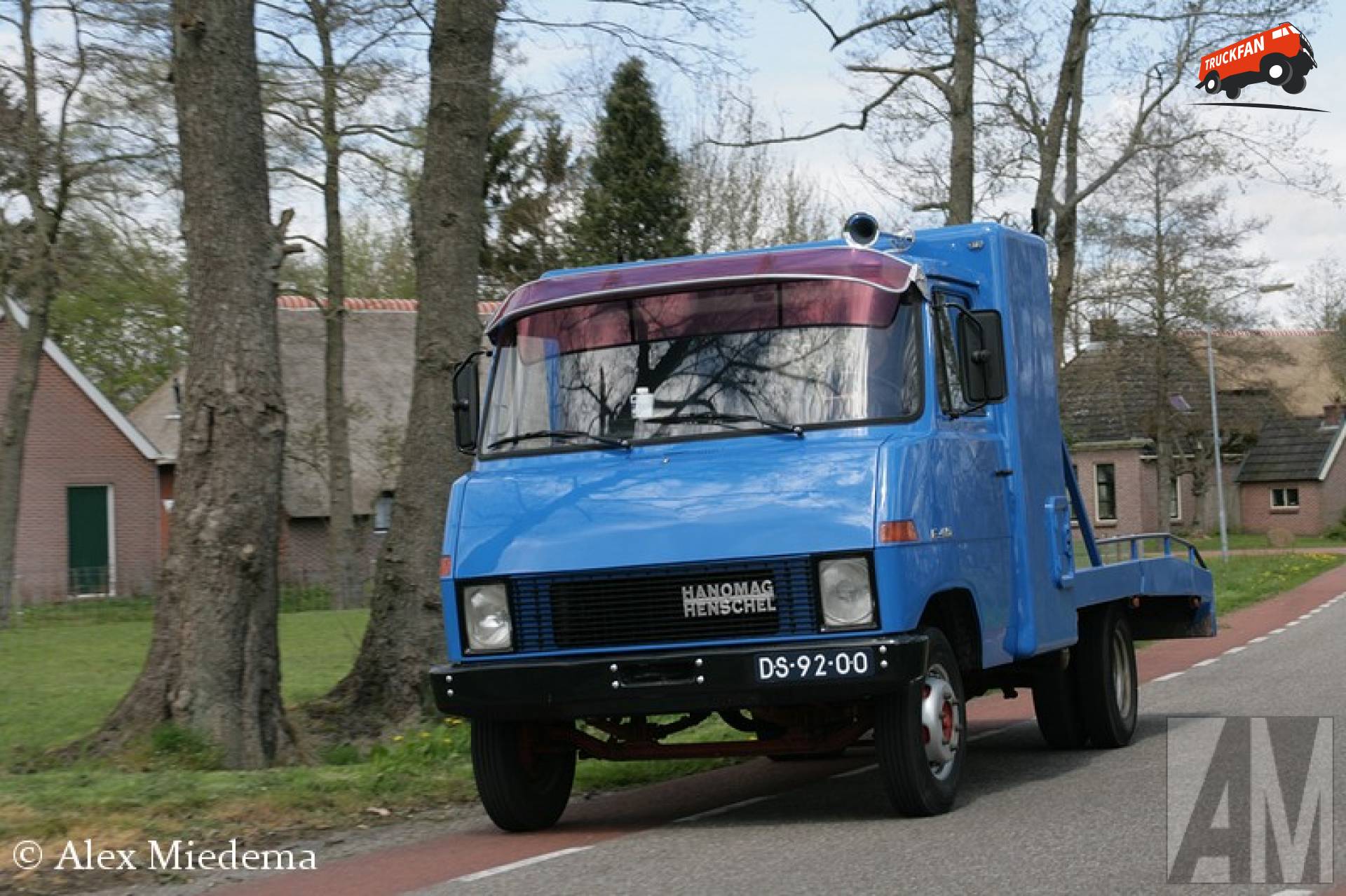 Hanomag-Henschel F45