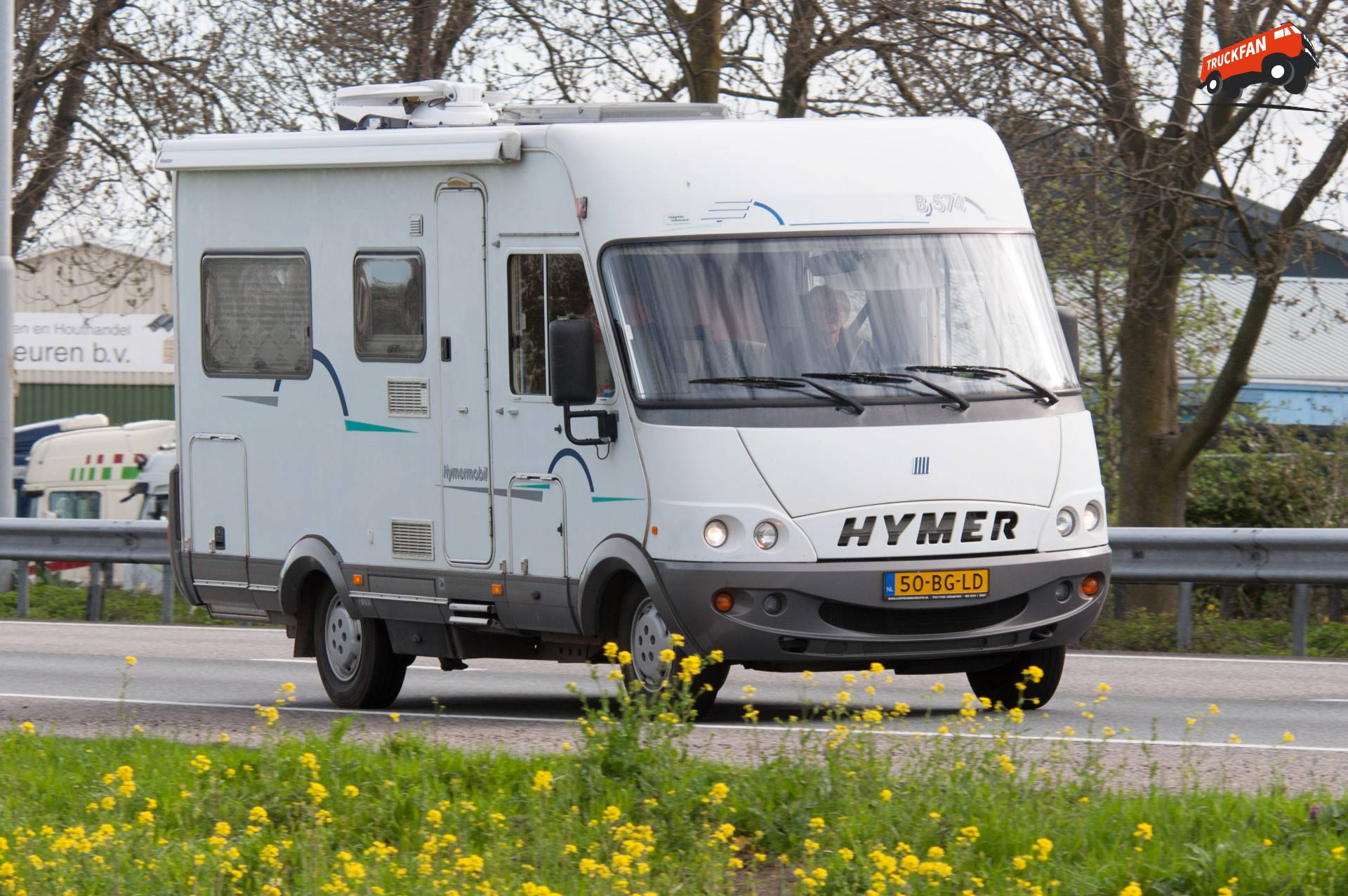 hymer b574