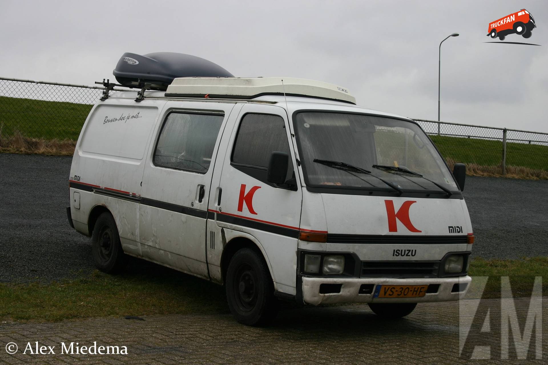 Isuzu Midi