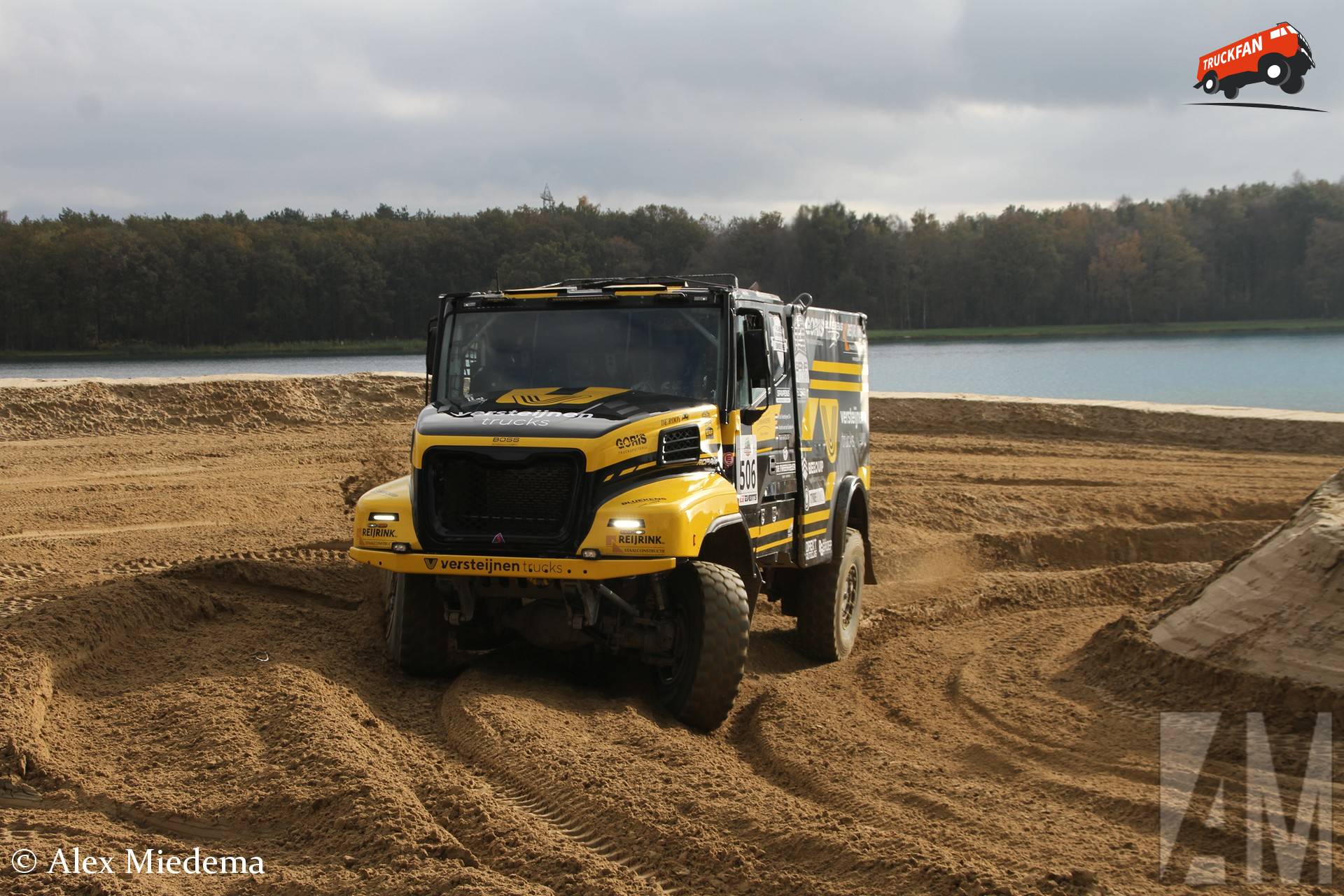 Foto Iveco Powerstar van Versteijnen Trucks TruckFan