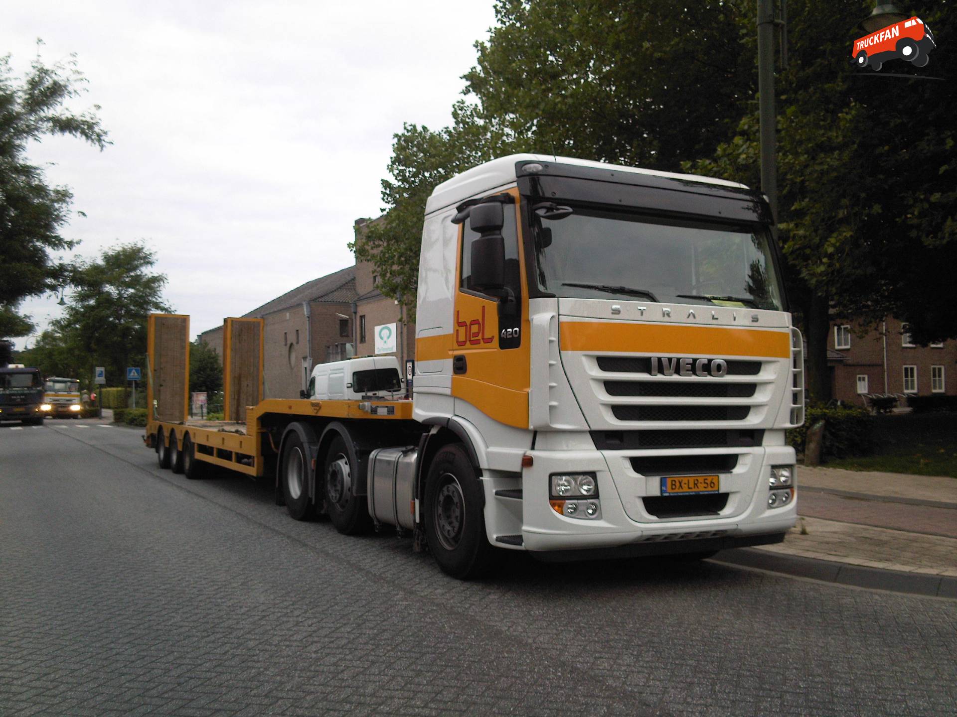 Фото iveco stralis