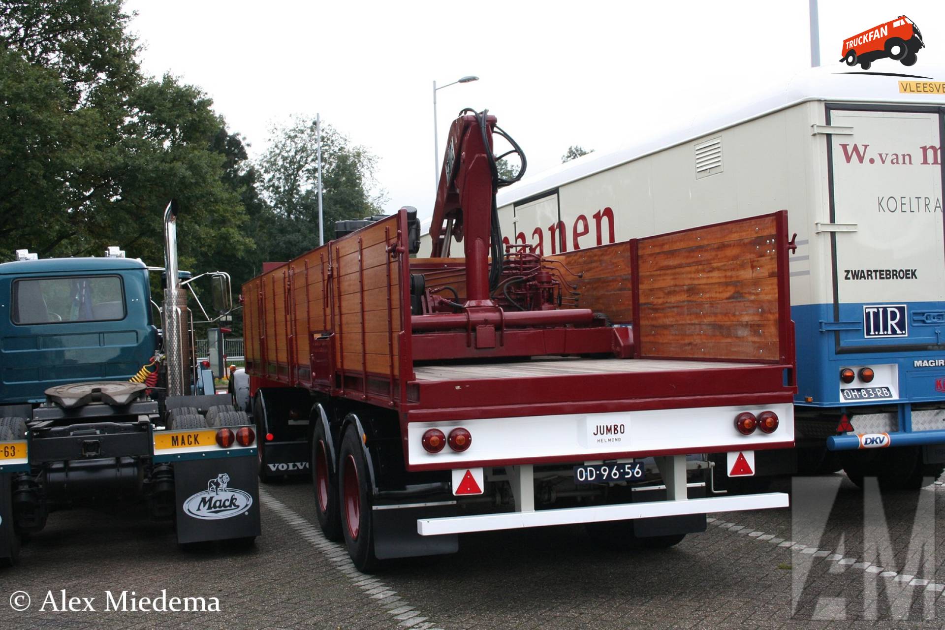 Jumbo Helmond oplegger