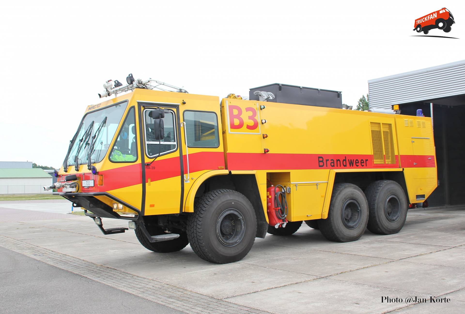 Foto Kronenburg MAC-12 #1114891