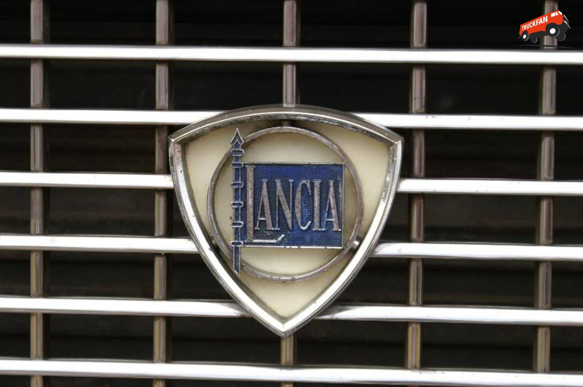 Lancia logo