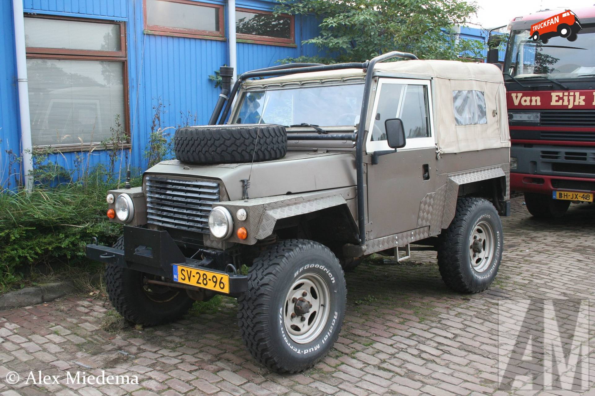 Land Rover series