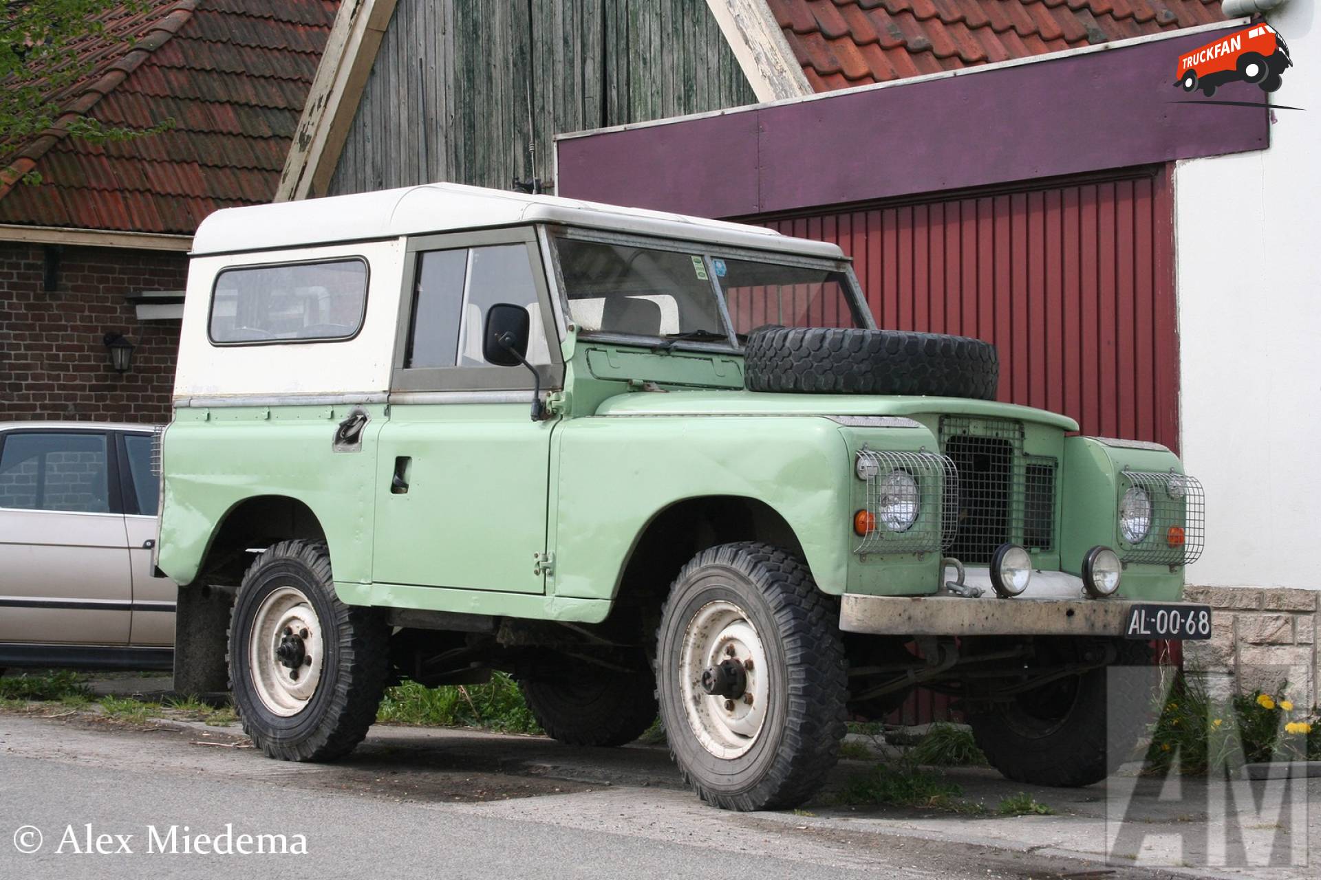 Land Rover series