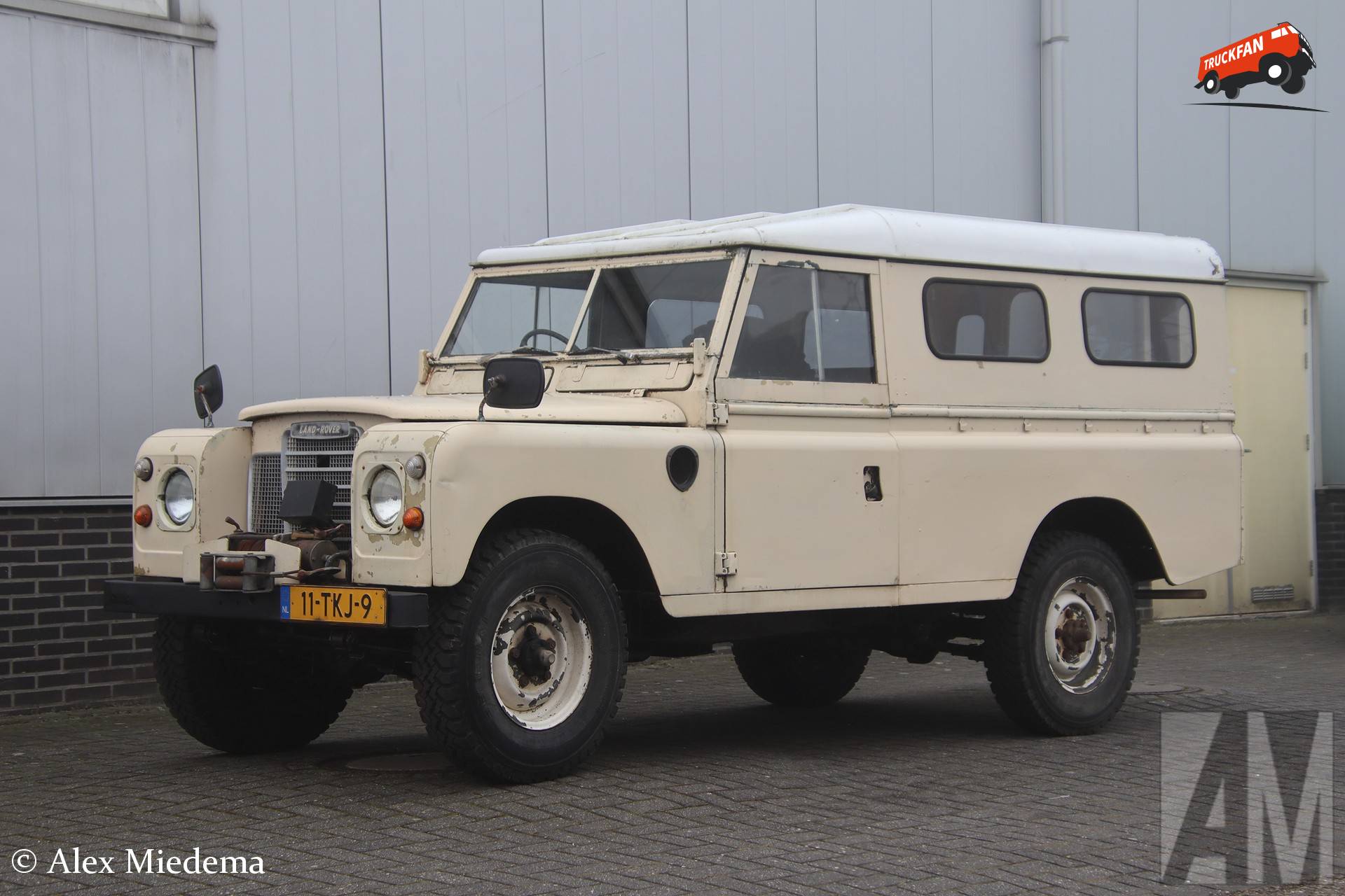Land Rover series