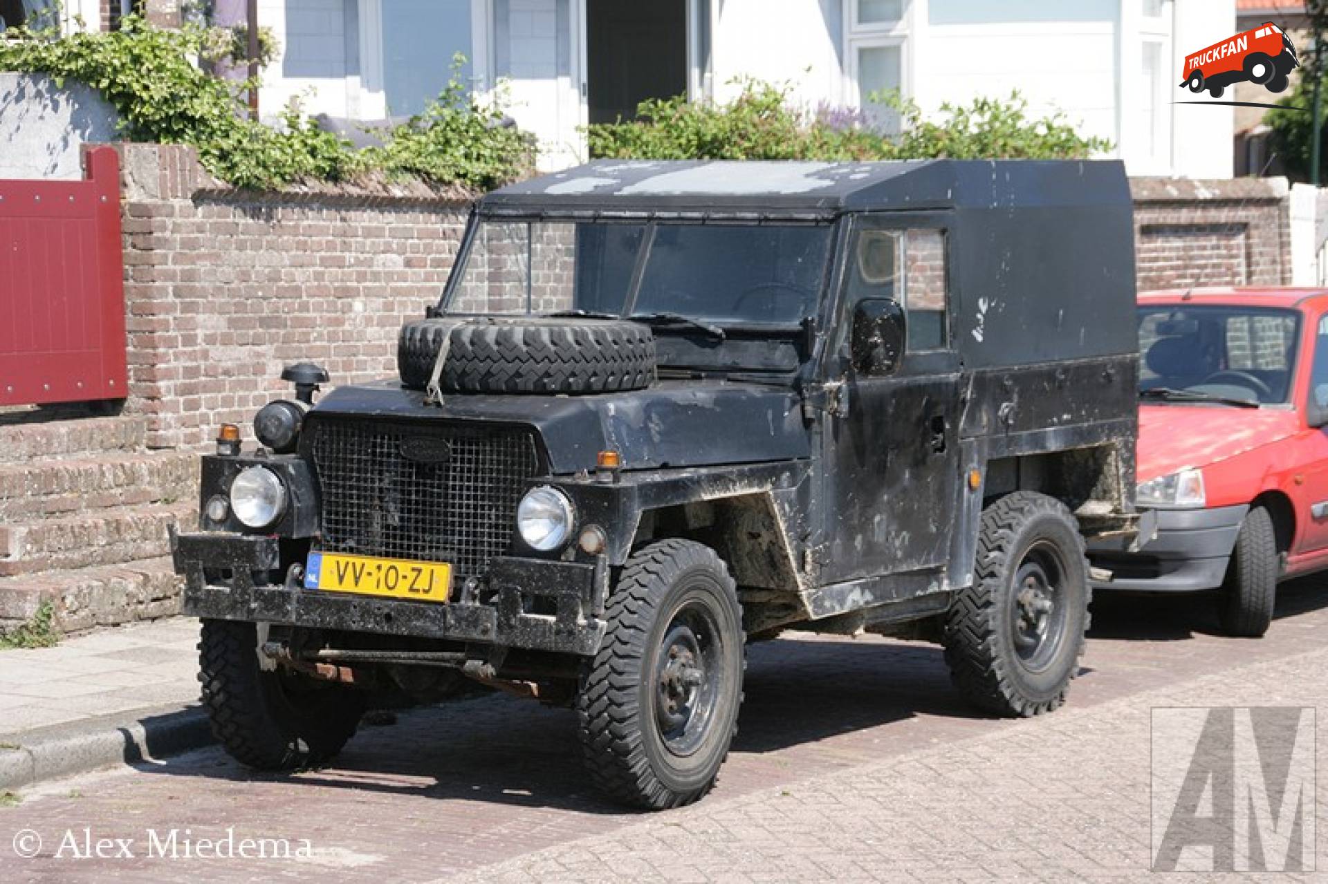 Land Rover 88