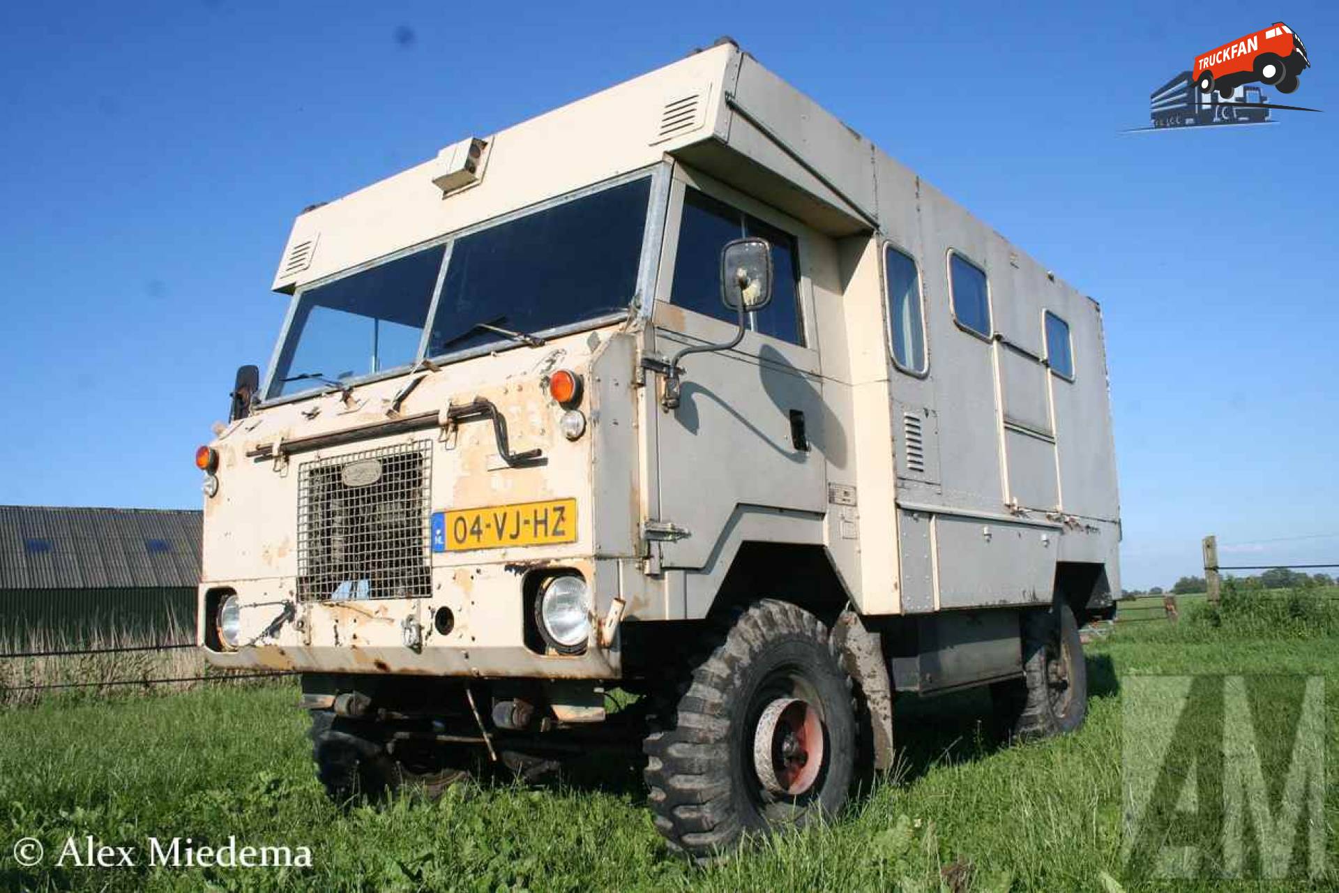 Land Rover FC