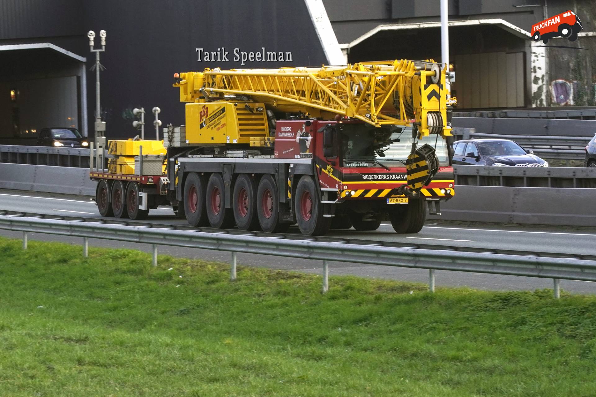 Liebherr LTM1130