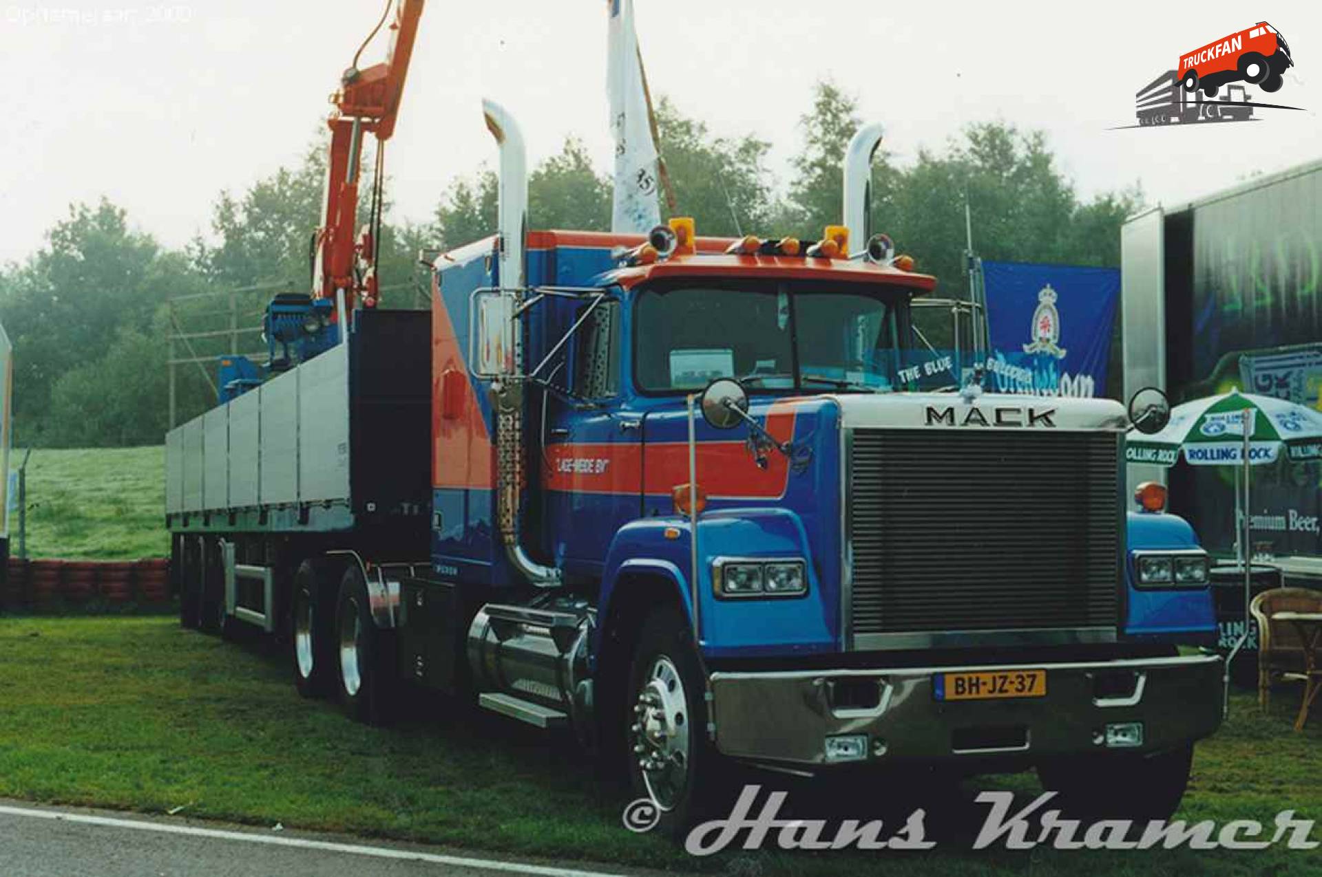 mack RW (Superliner)