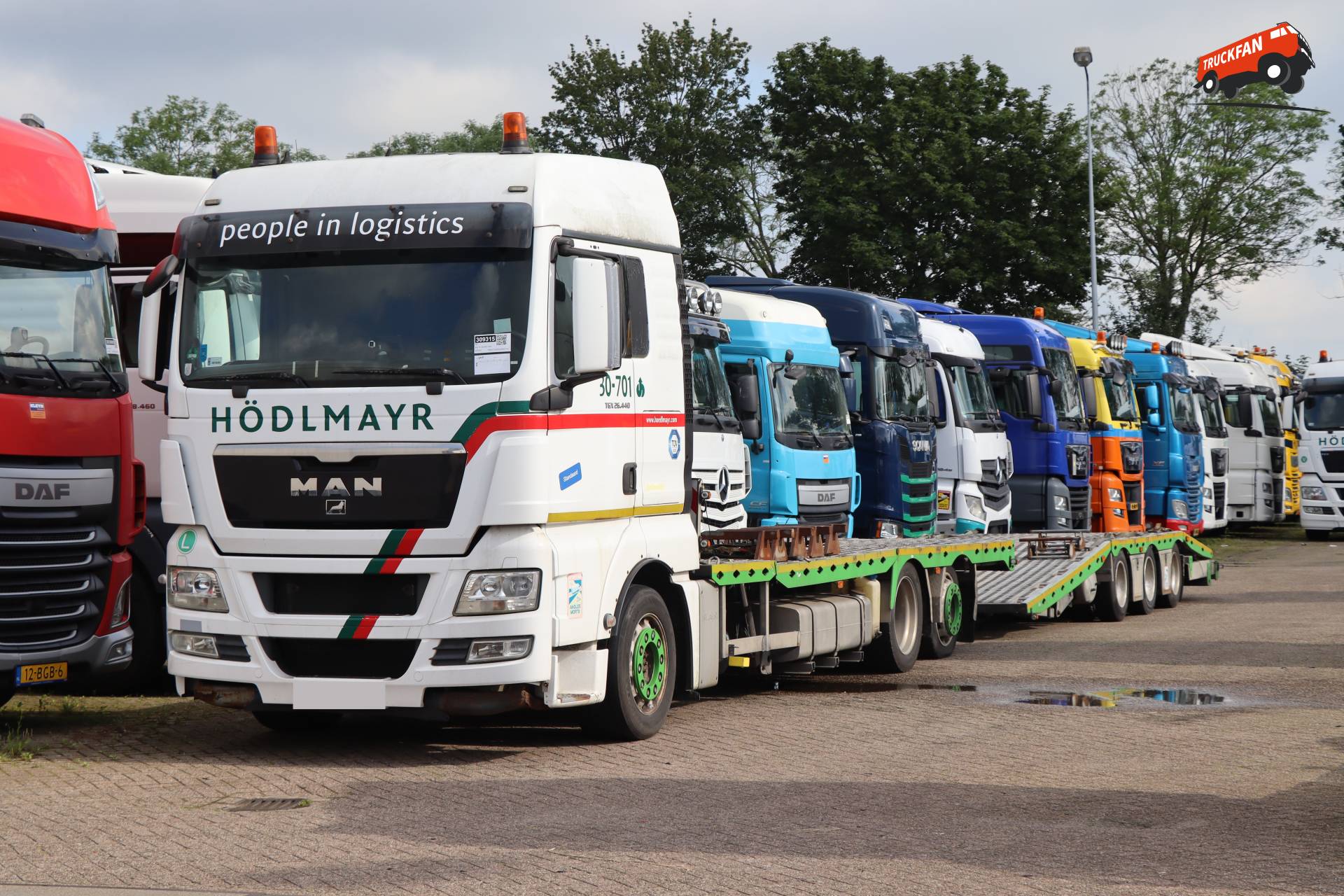 MAN TGX 1st gen