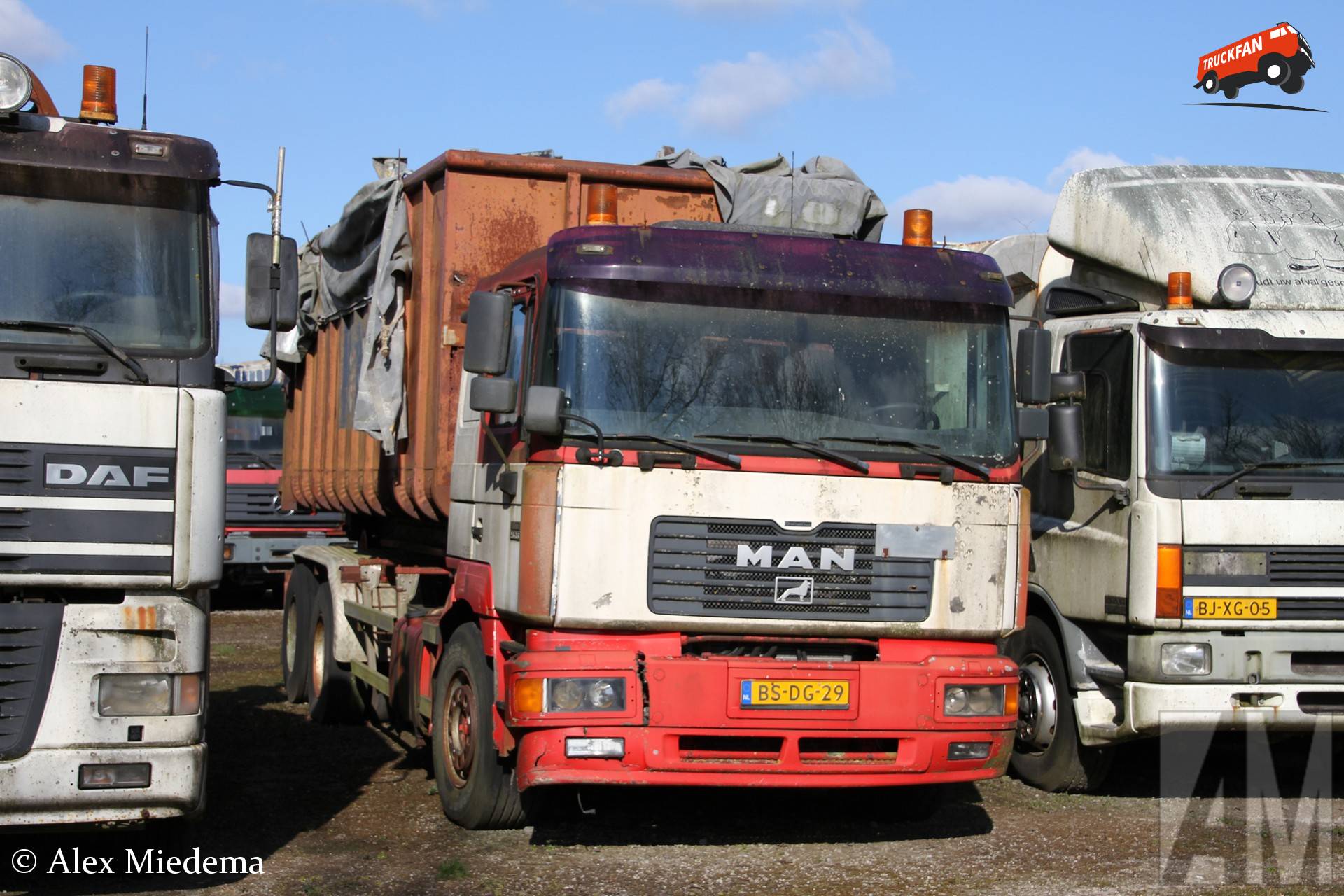 MAN F2000