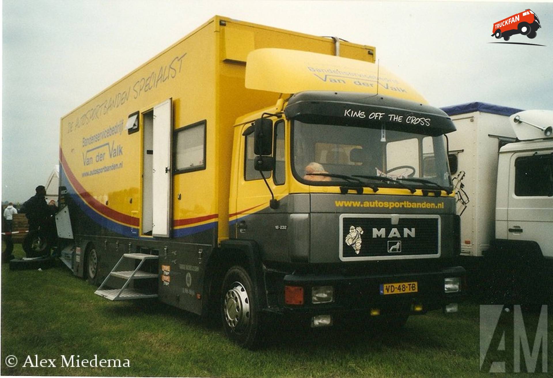 MAN M90