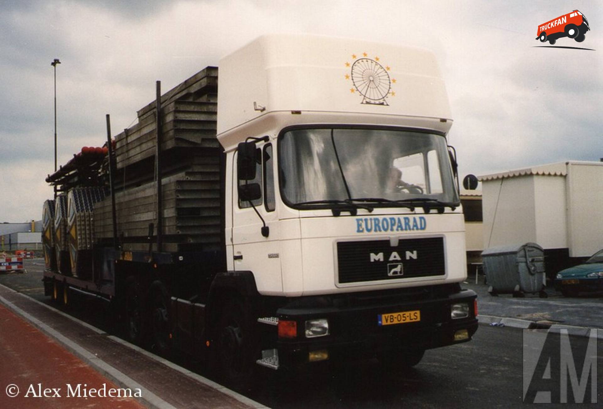 MAN F90