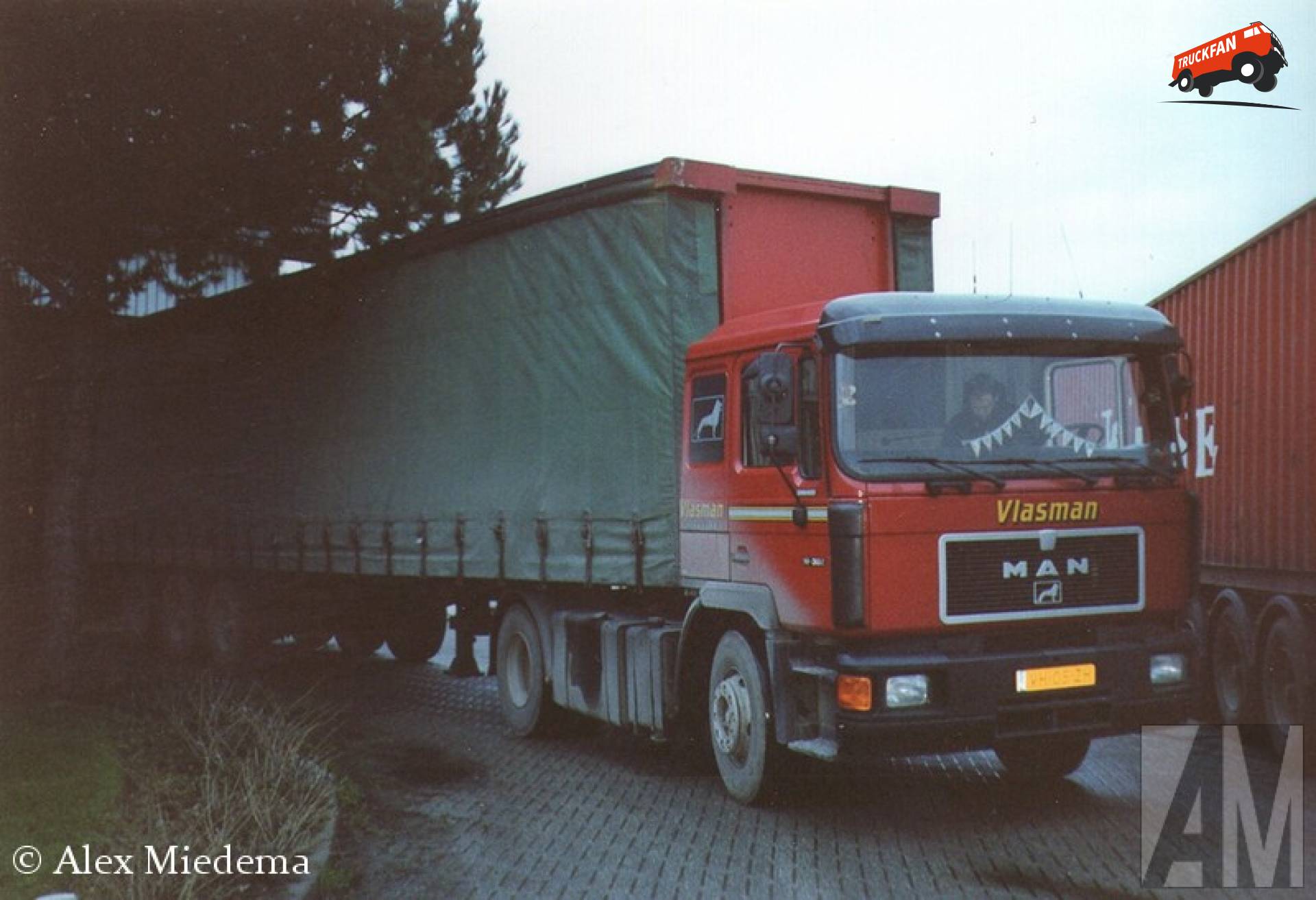 MAN F90