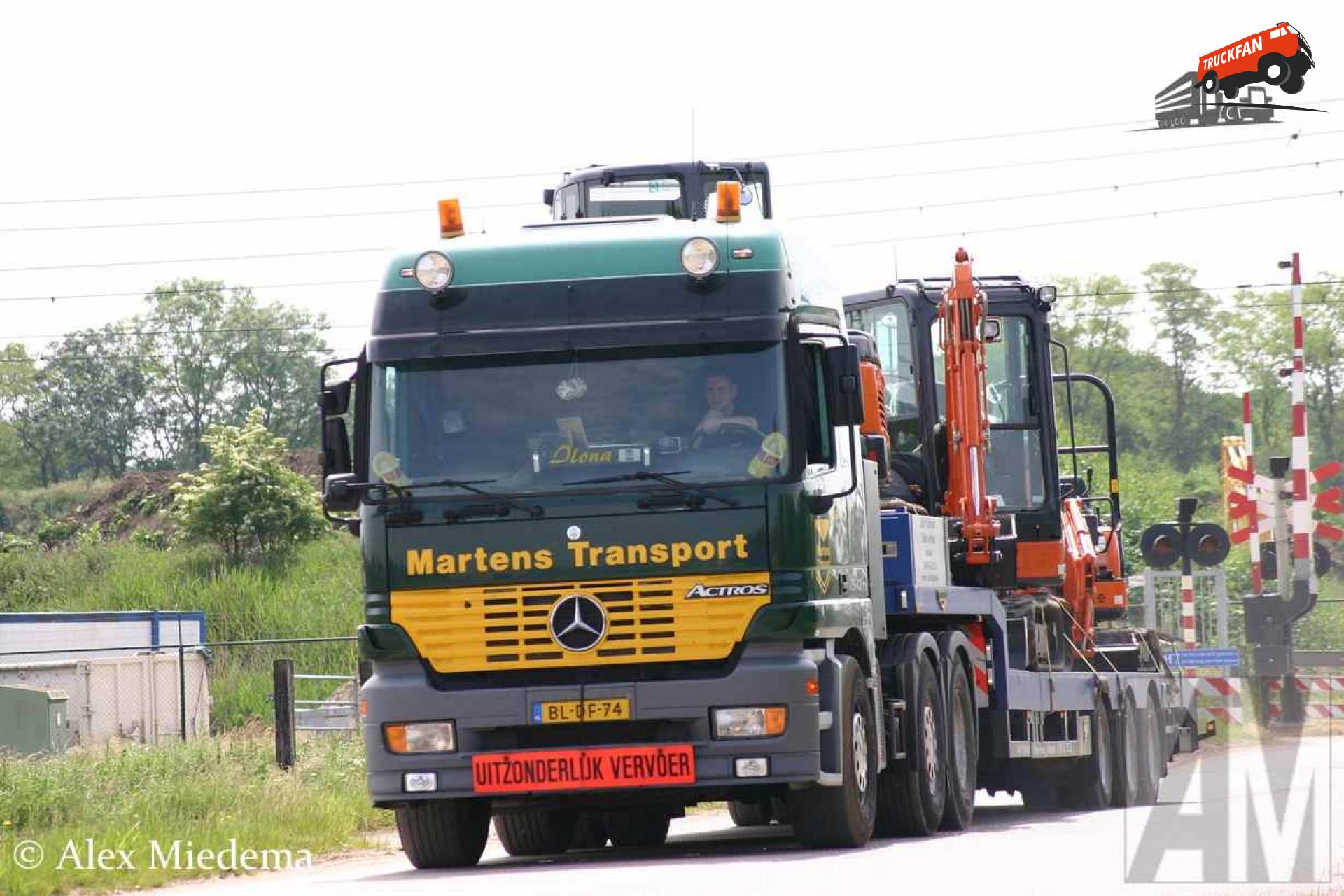 Mercedes-Benz Actros MP1