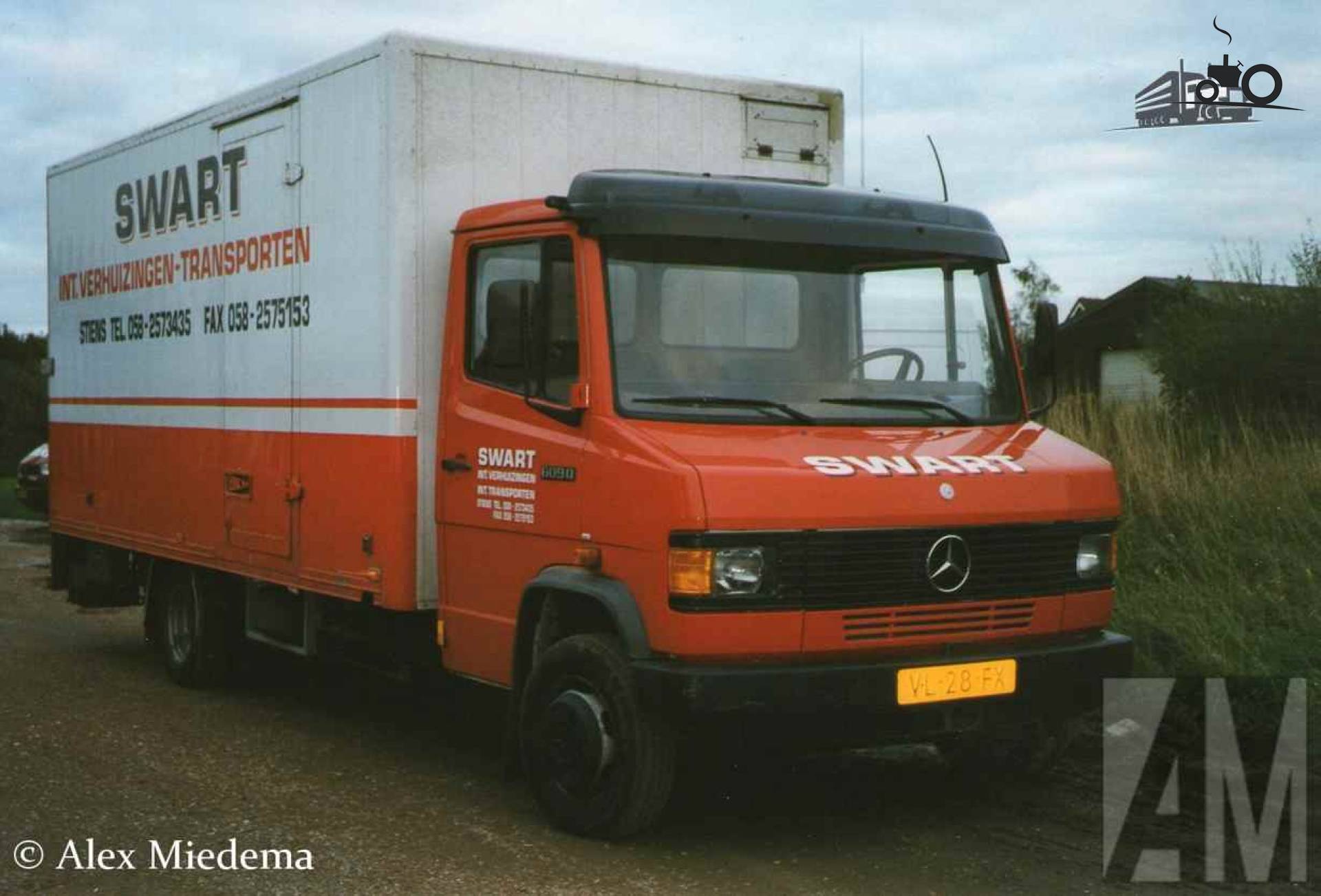 Mercedes-Benz T2