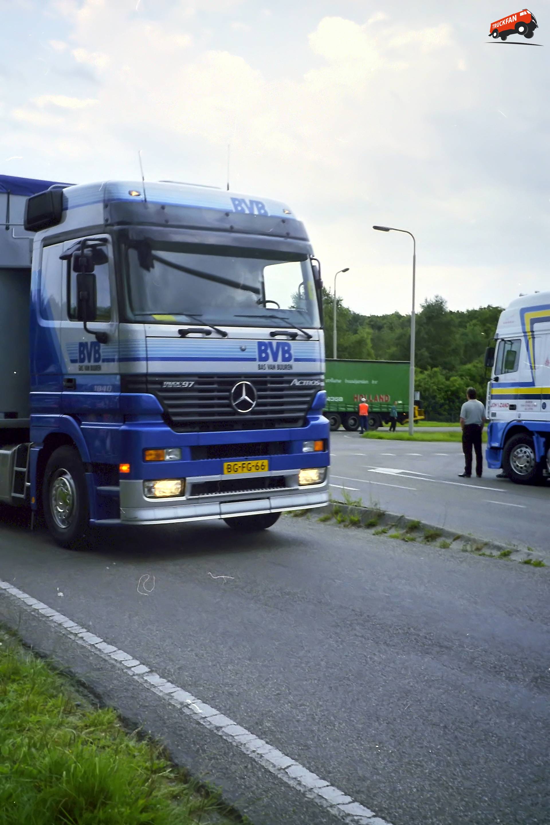 Actros mp1 фары