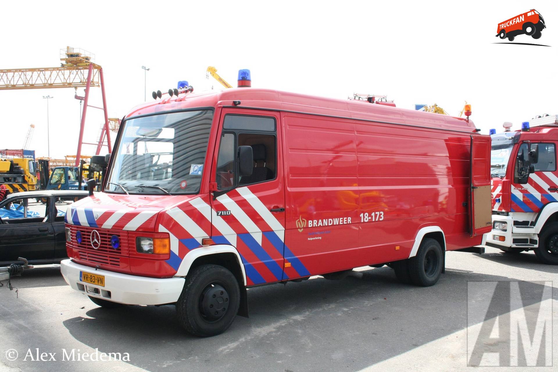 Mercedes-Benz T2