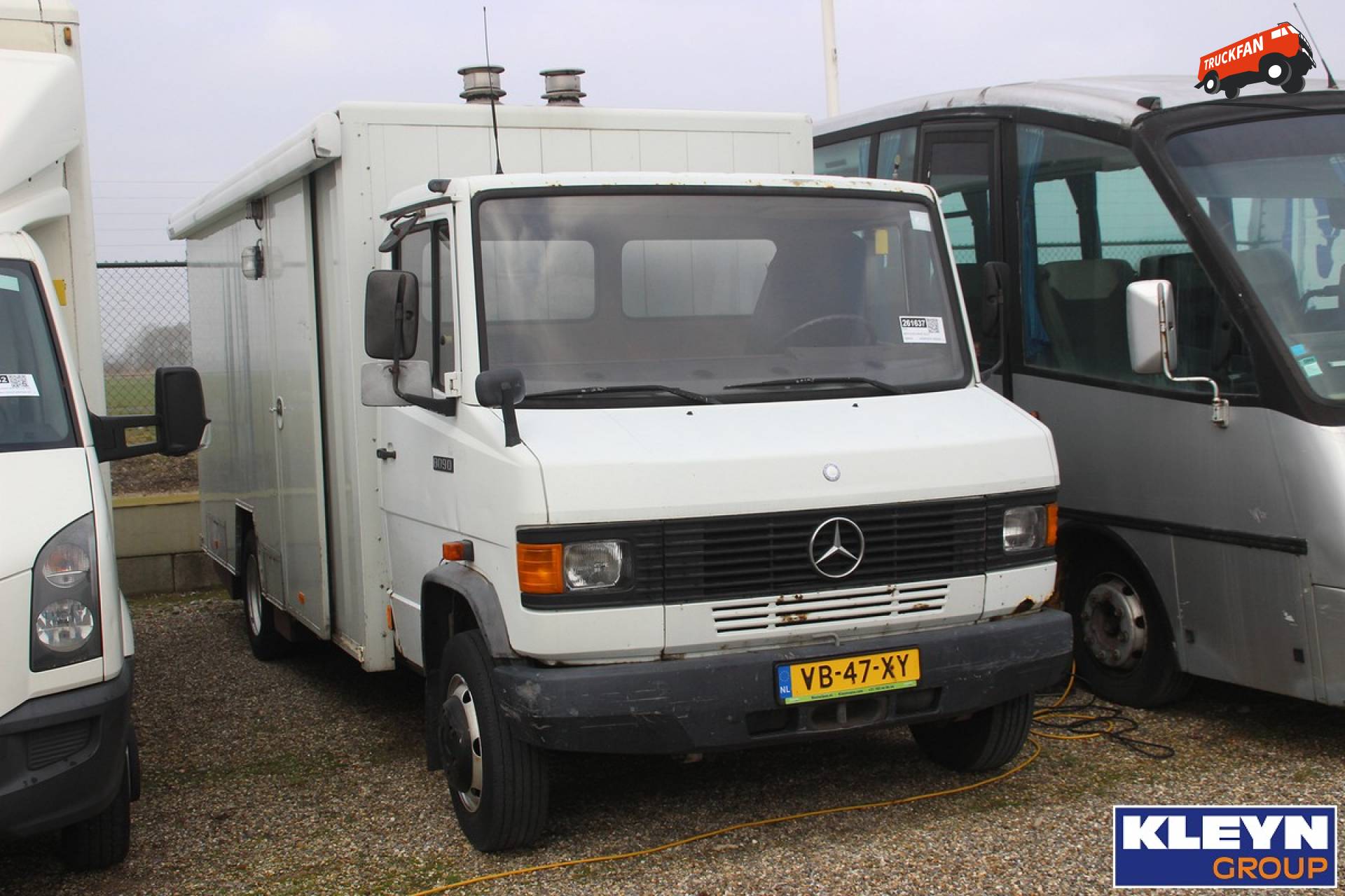 Mercedes-Benz T2