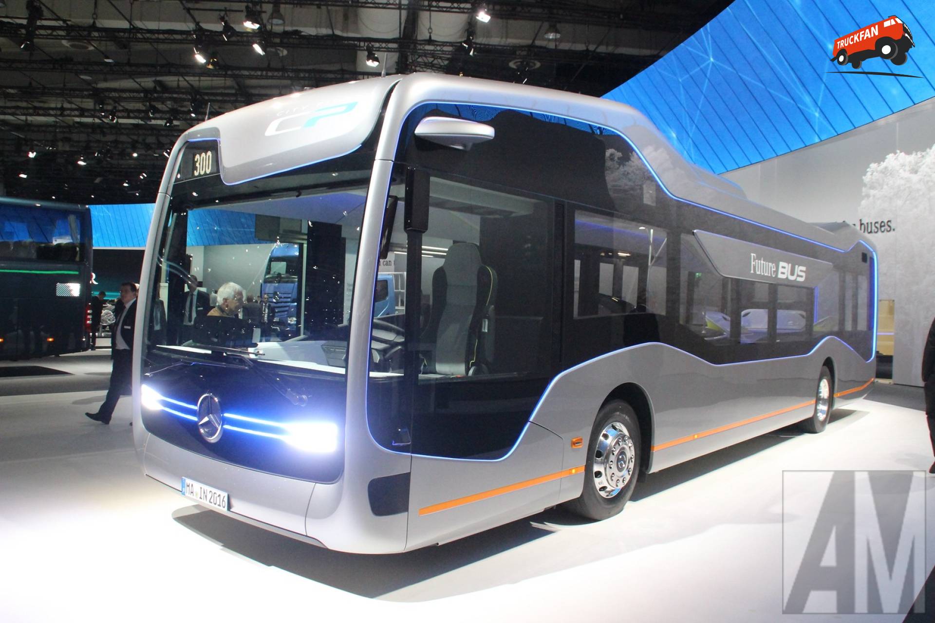 Mercedes Benz Future Bus