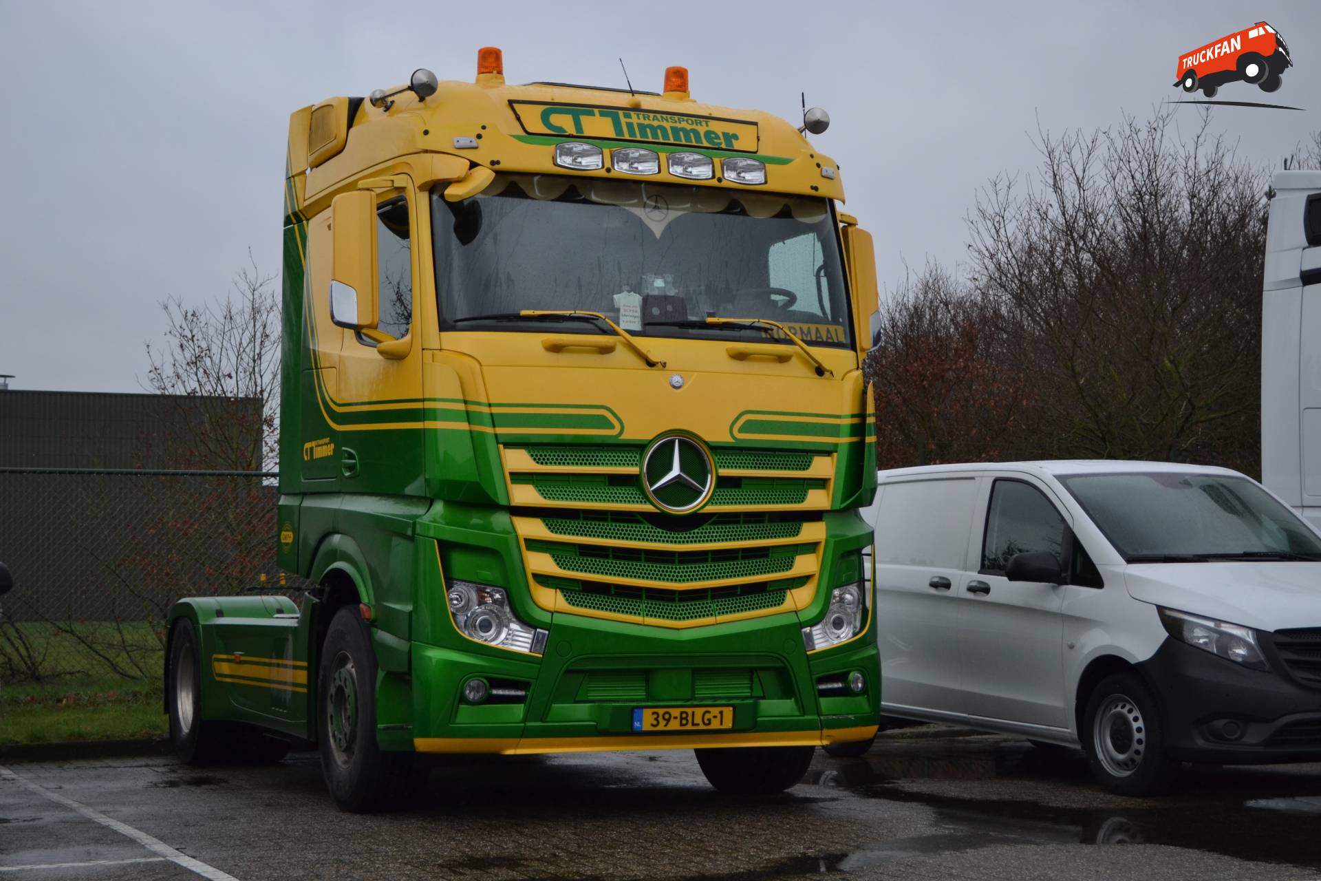 Foto Mercedes-Benz Actros MP4 #1339169 - TruckFan