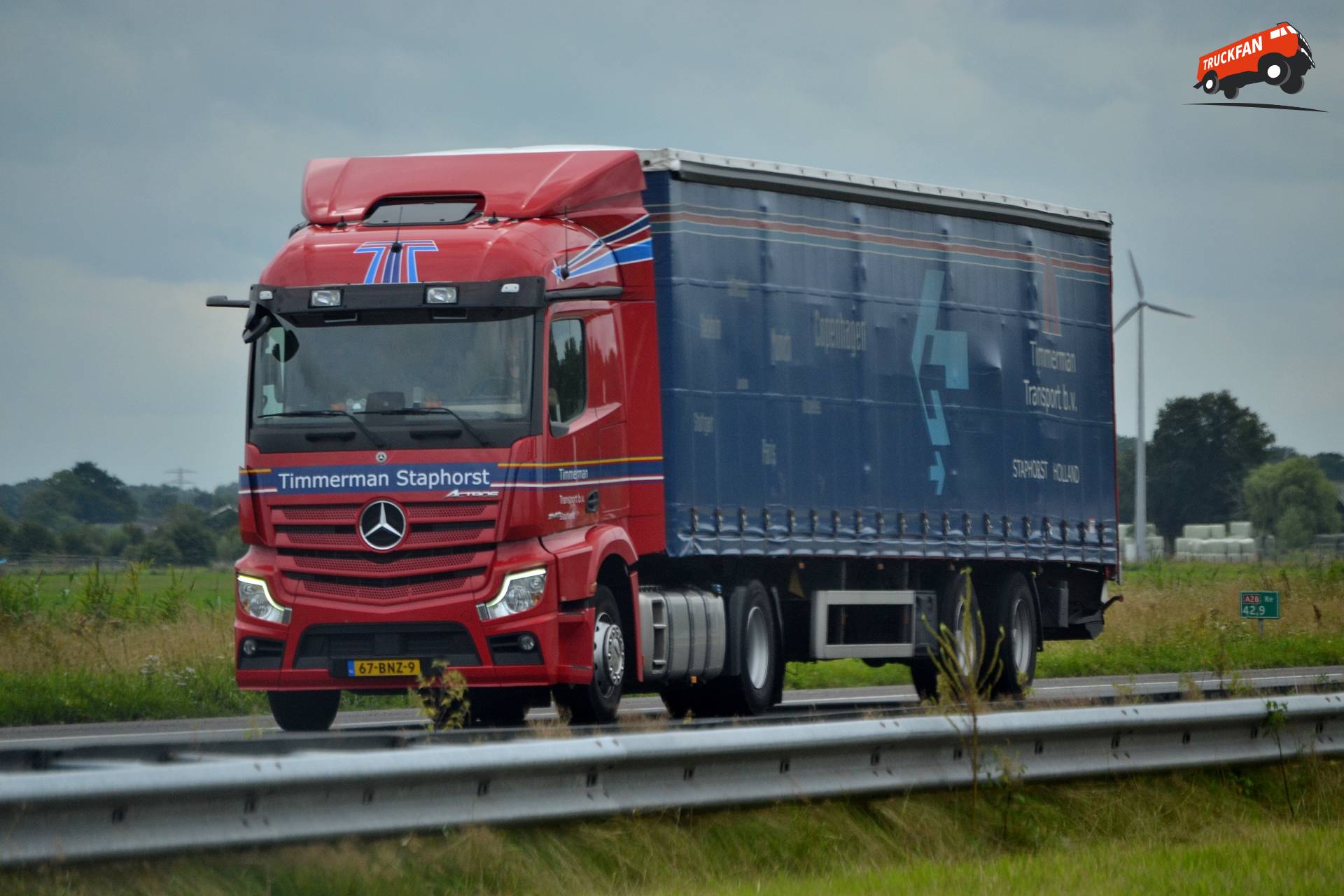 Foto Mercedes-Benz Actros MP5 Van Timmerman Transporten - TruckFan