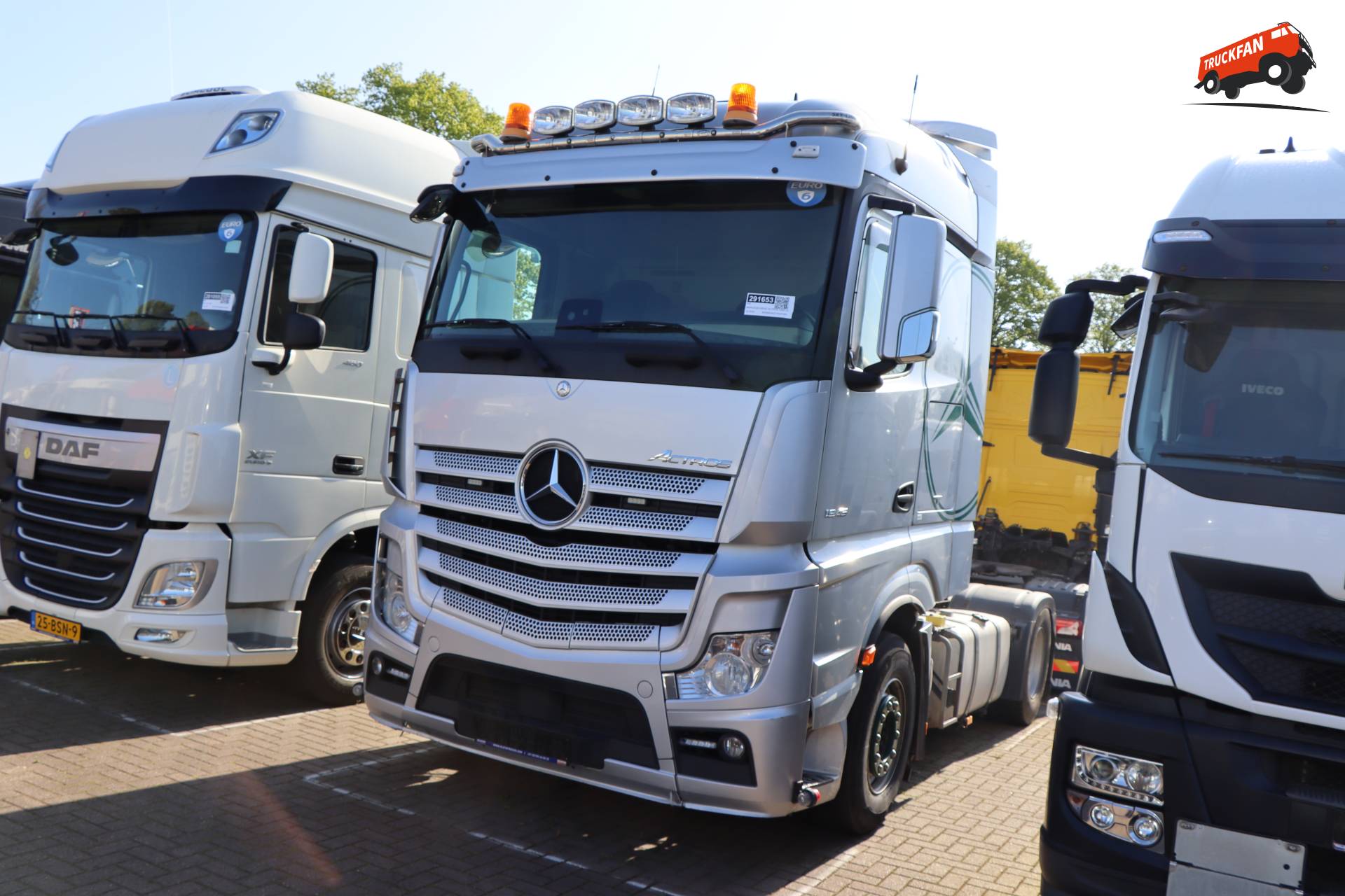 Foto Mercedes-Benz Actros MP4 #1468440 - TruckFan